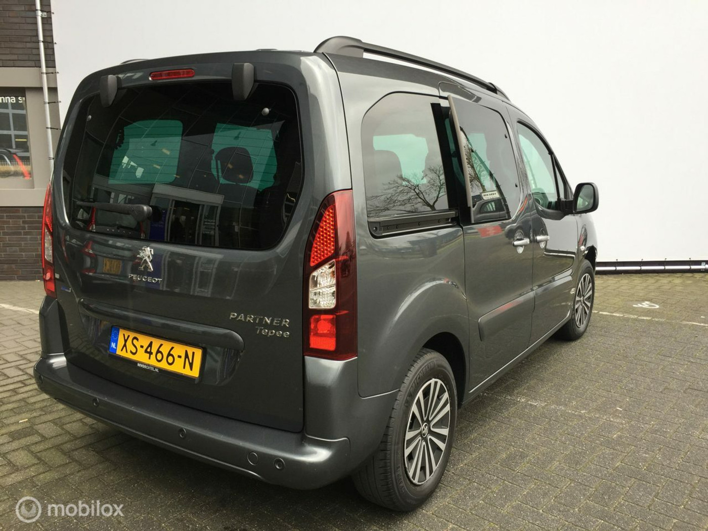 Foto van Peugeot Partner Tepee