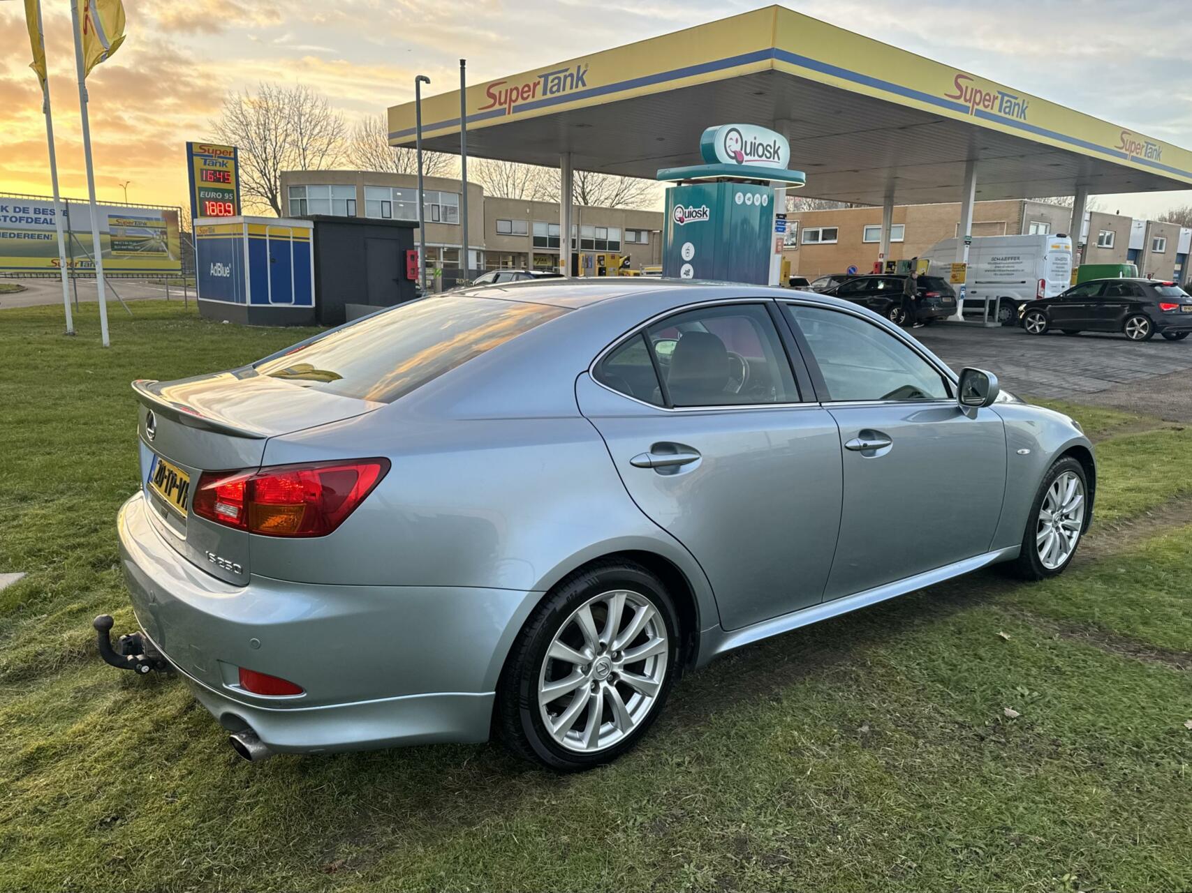 Foto van Lexus Is