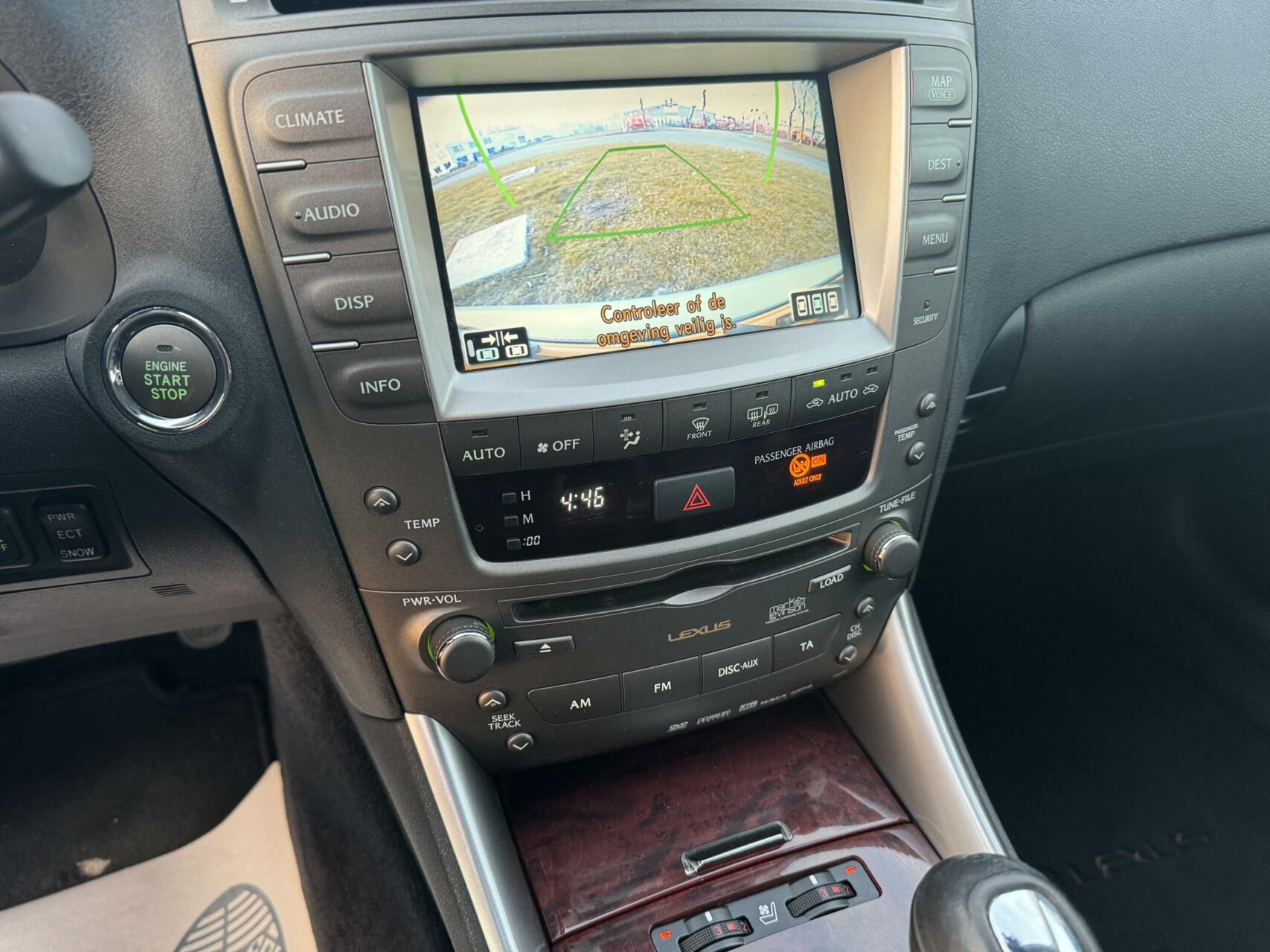 Foto van Lexus Is