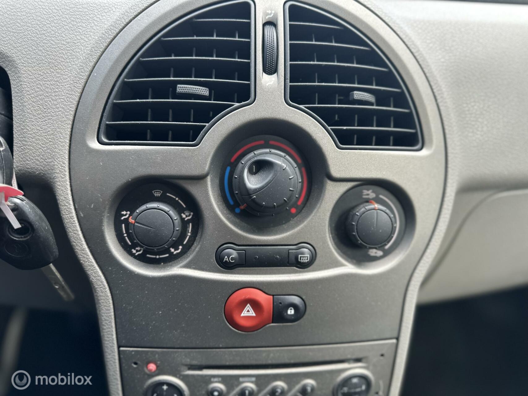 Foto van Renault Modus