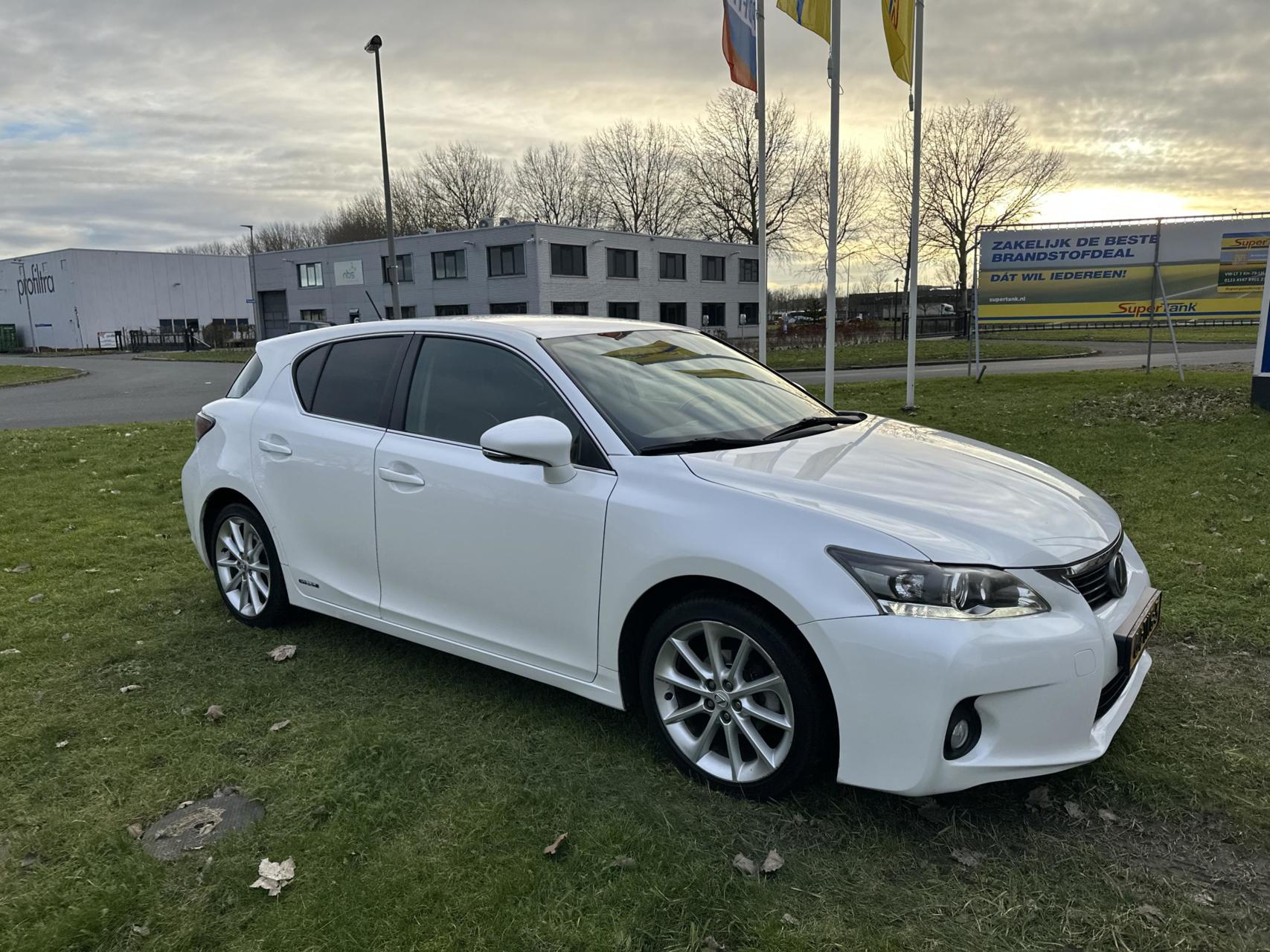 Foto van Lexus CT