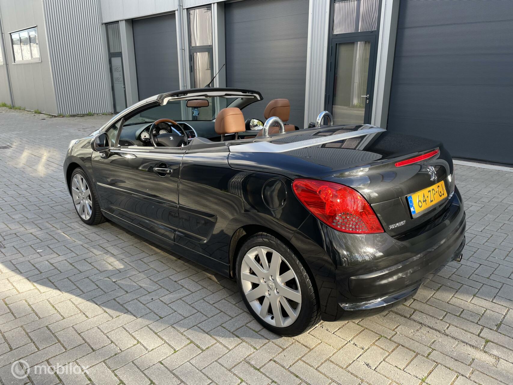 Foto van Peugeot 207 CC