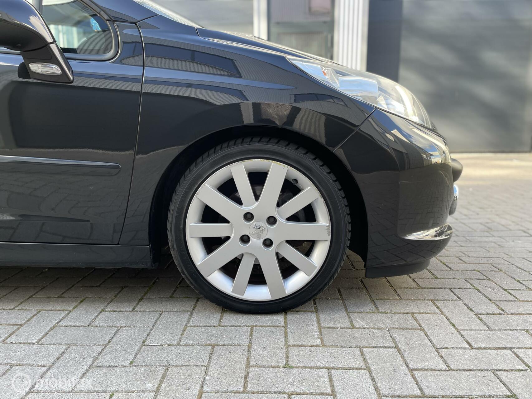 Foto van Peugeot 207 CC