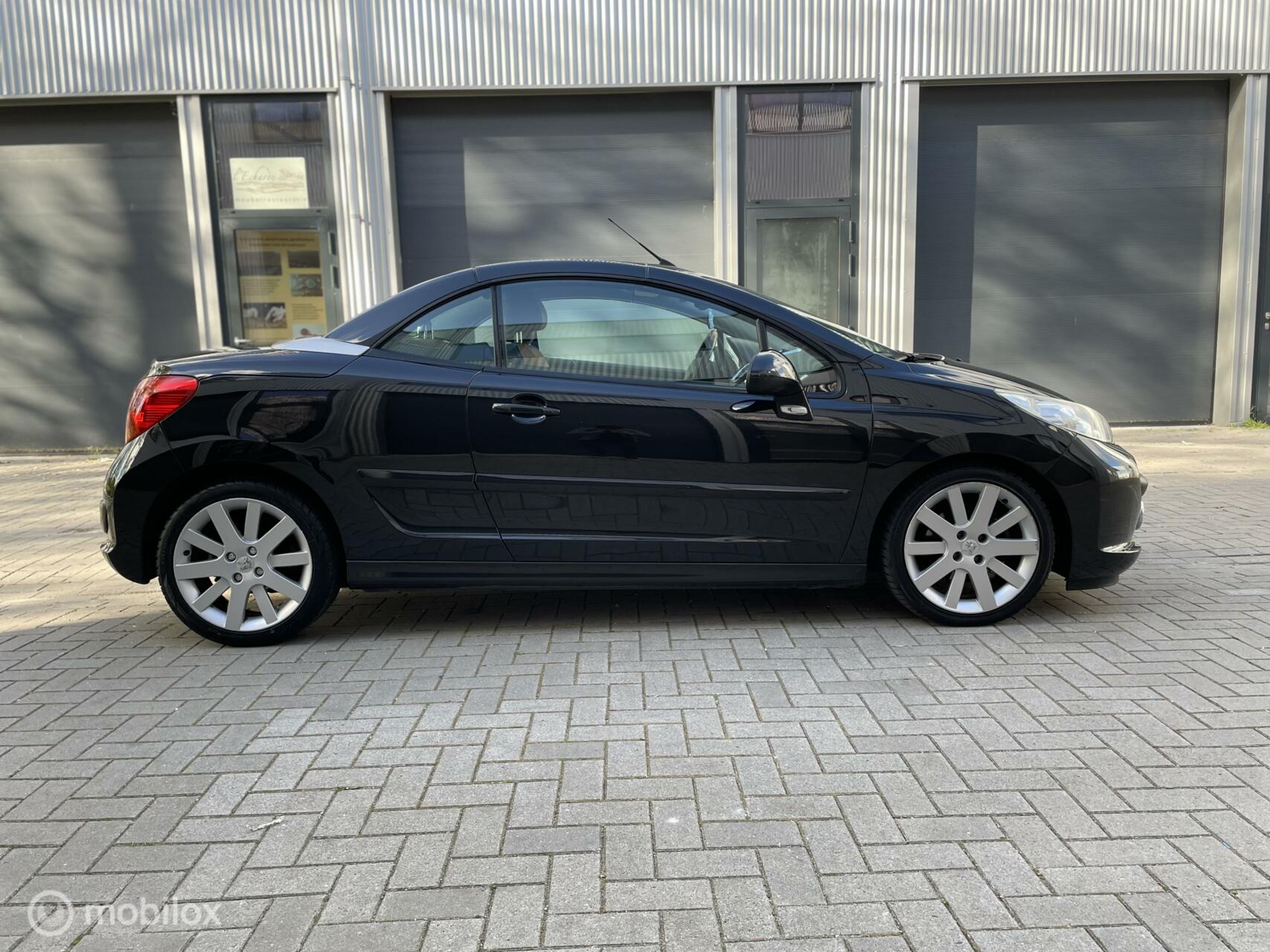 Foto van Peugeot 207 CC
