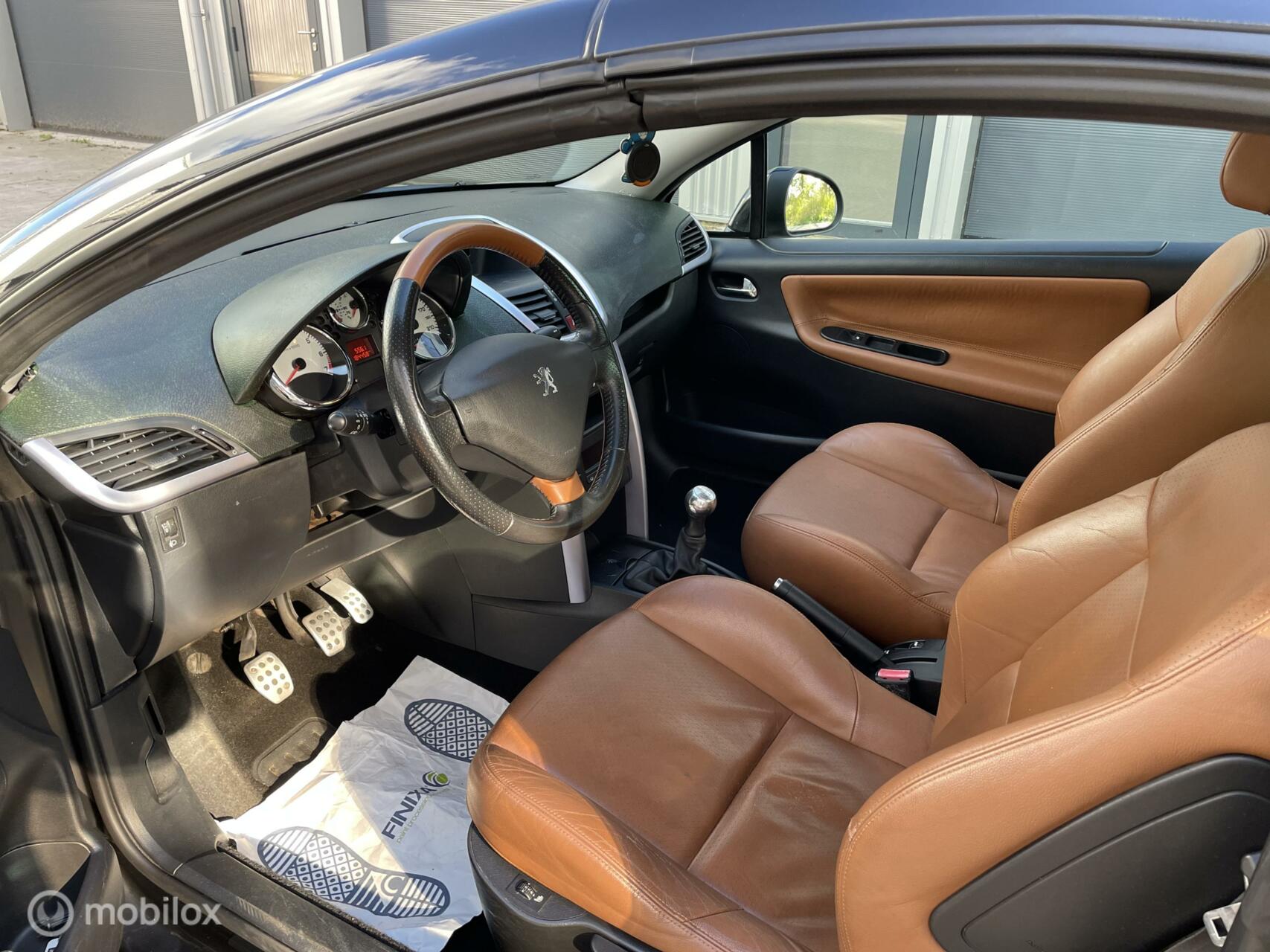 Foto van Peugeot 207 CC