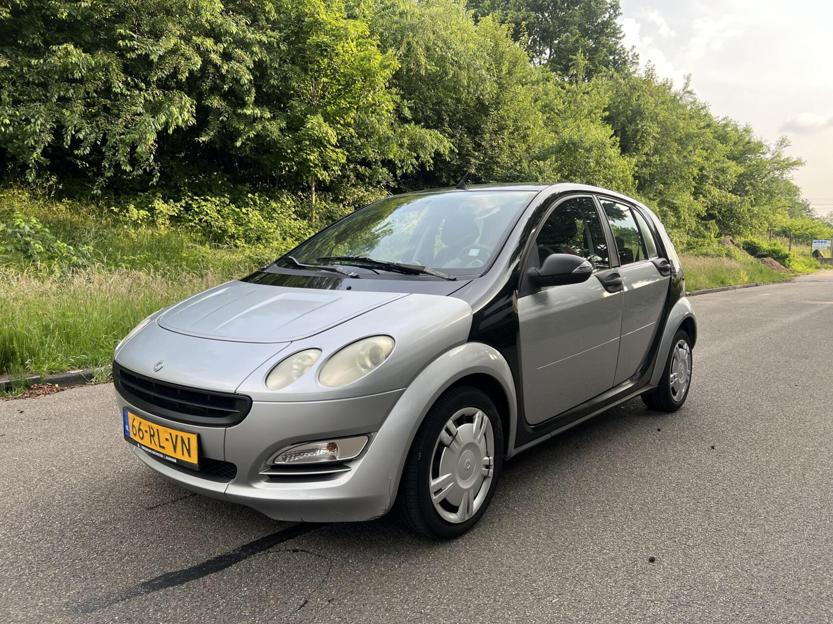 Smart Forfour 1.1 AIRCO-NIEUWE APK-PANORAMA DAK 2005 - voorkant