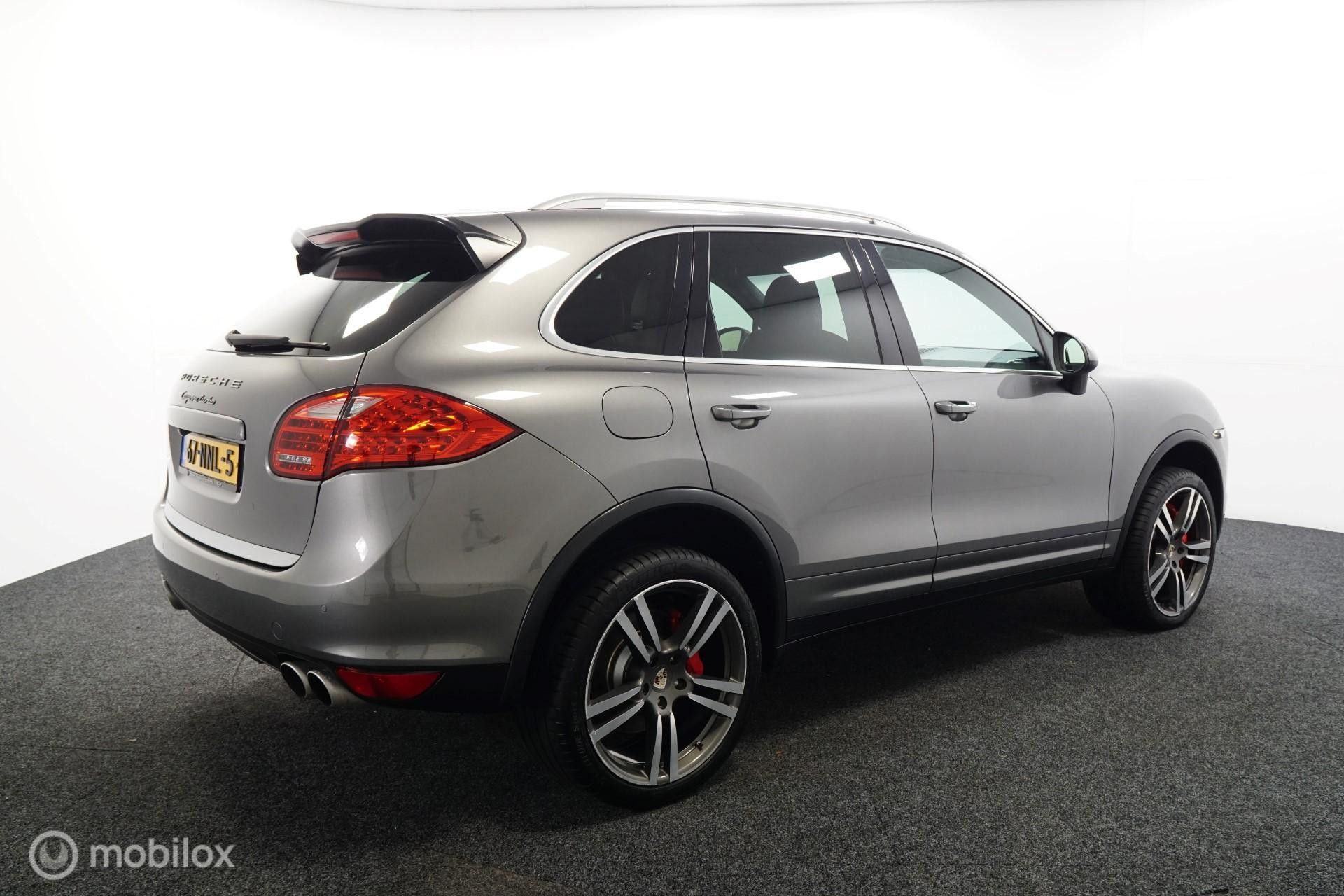 Foto van Porsche Cayenne Turbo