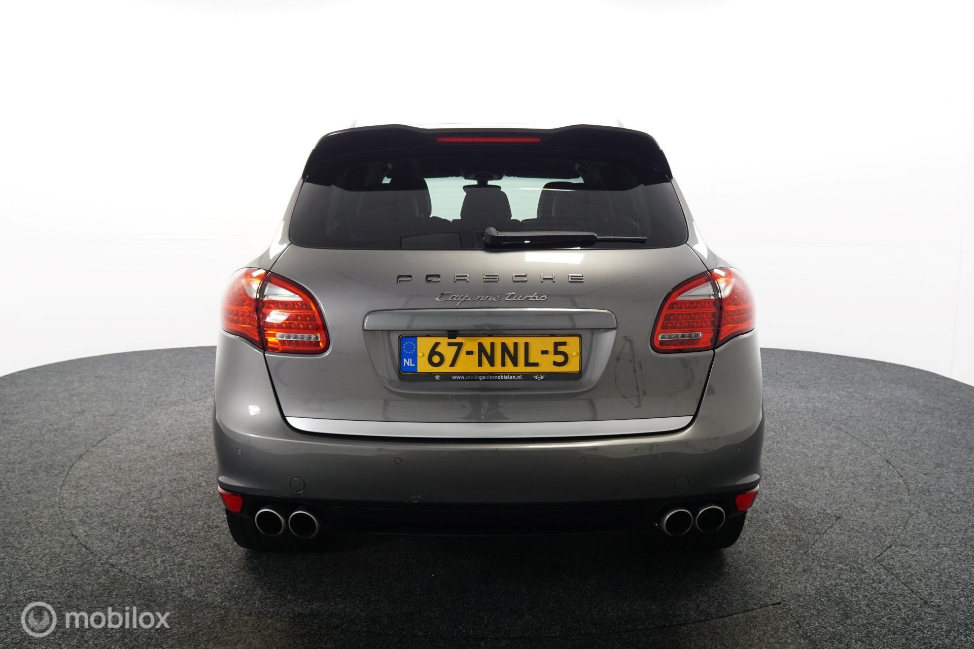 Foto van Porsche Cayenne Turbo