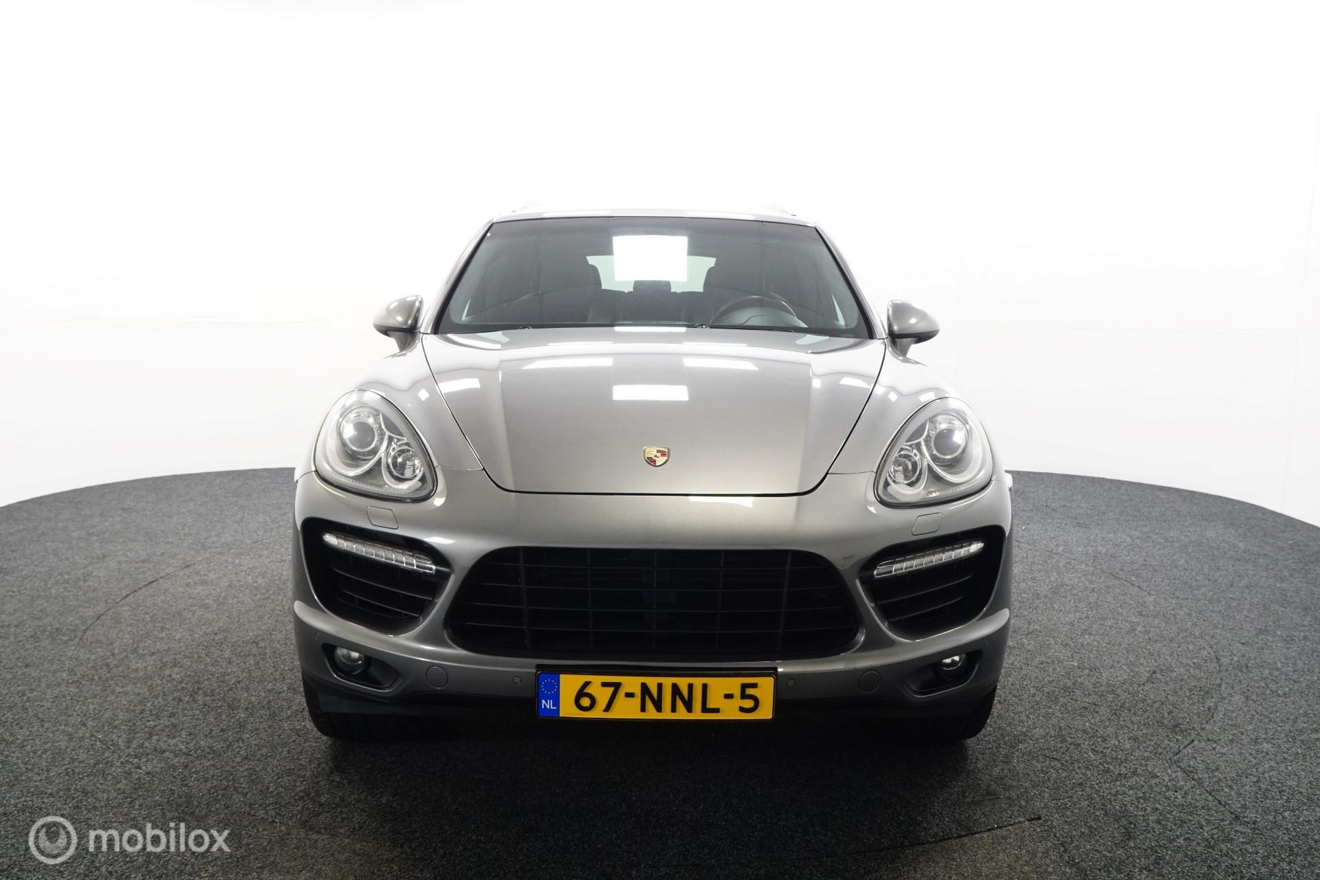 Foto van Porsche Cayenne Turbo