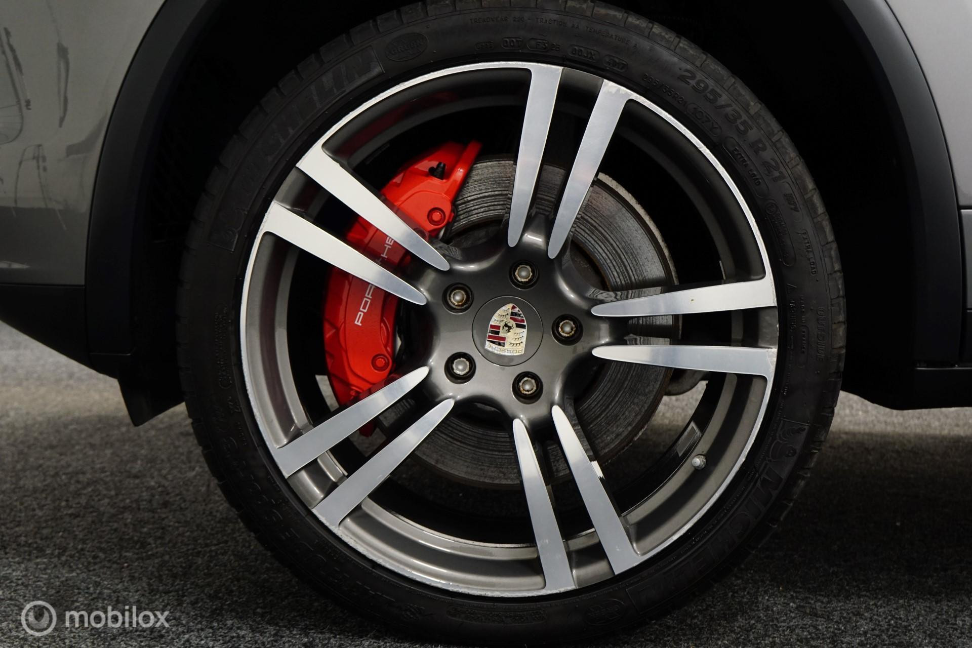 Foto van Porsche Cayenne Turbo