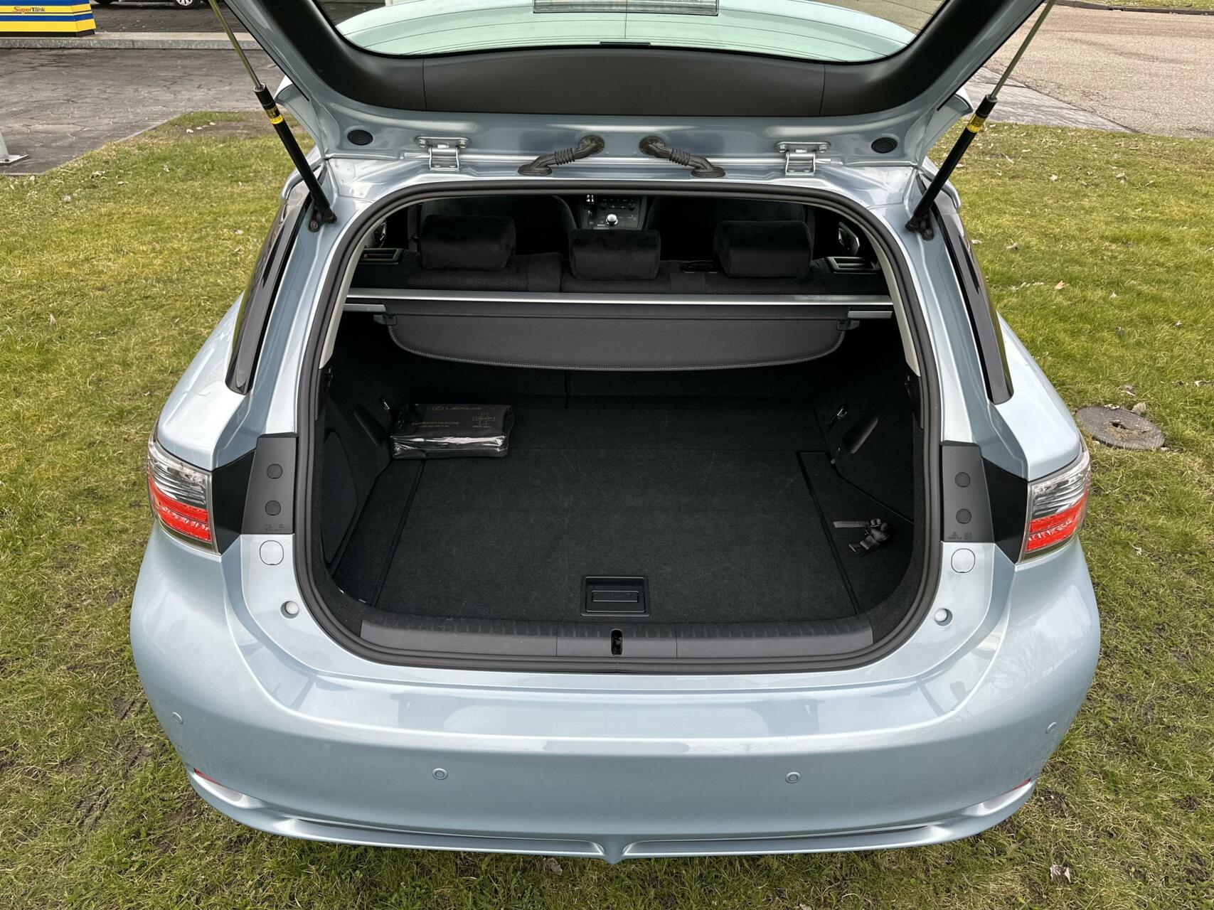 Foto van Lexus CT