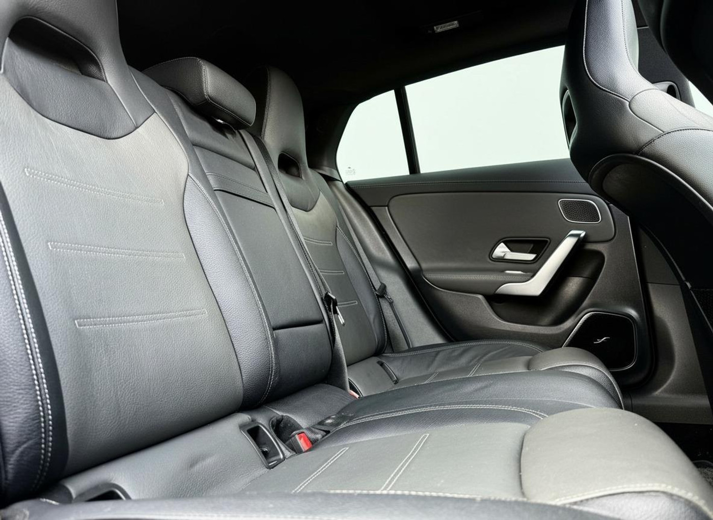 Foto van Mercedes-Benz AMG Cla 35