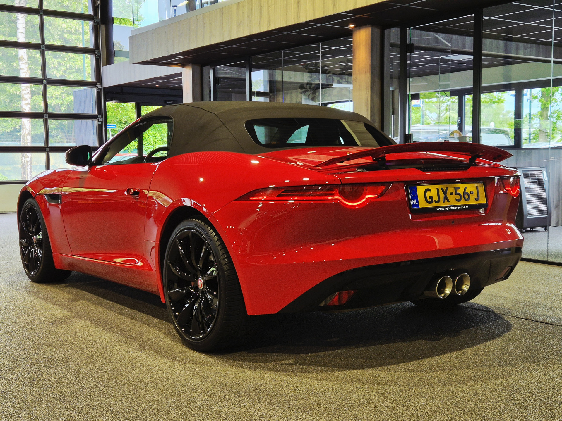 Foto van Jaguar Jaguar F-type