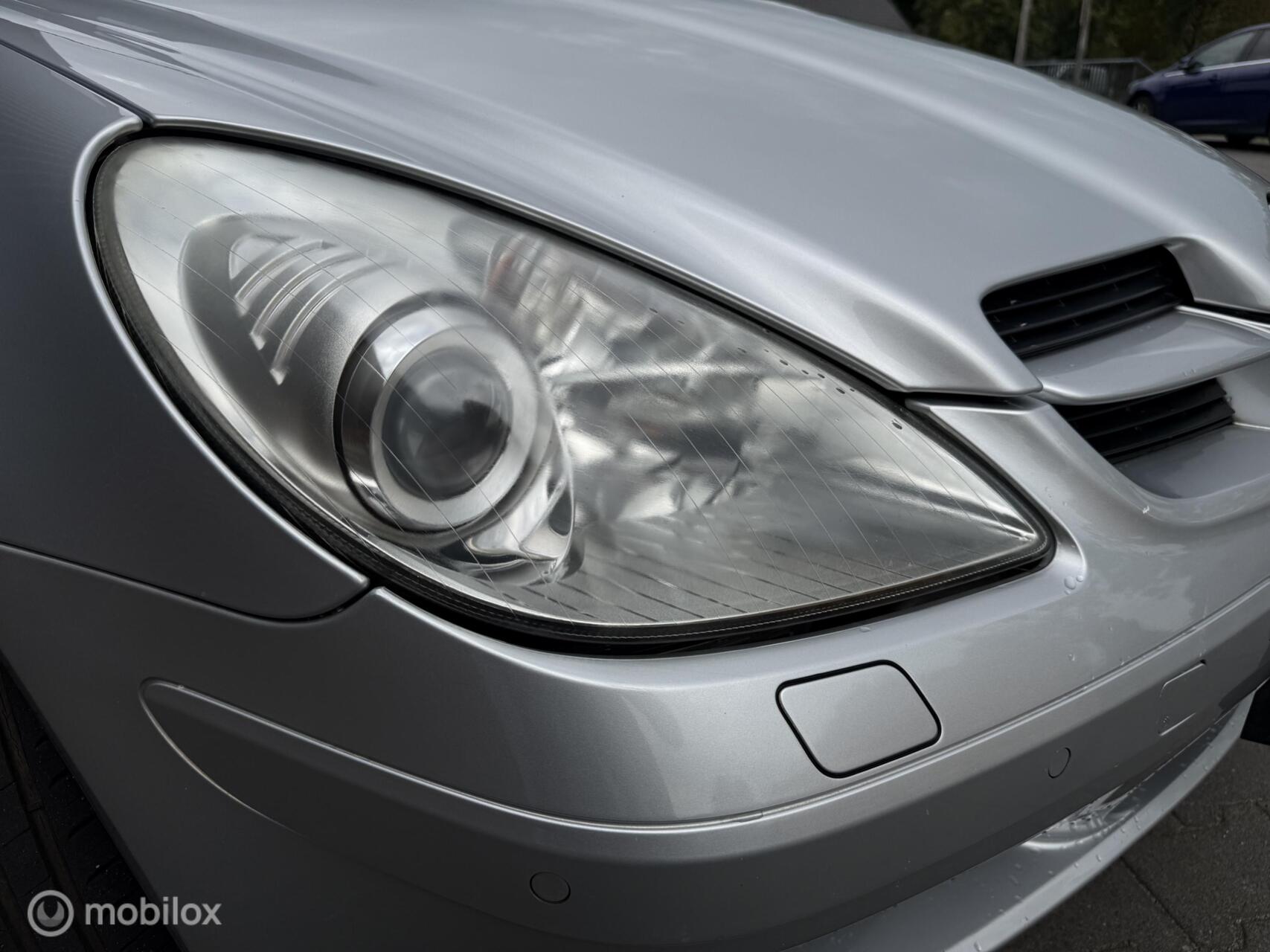 Foto van Mercedes-Benz SLK 200 Kompressor