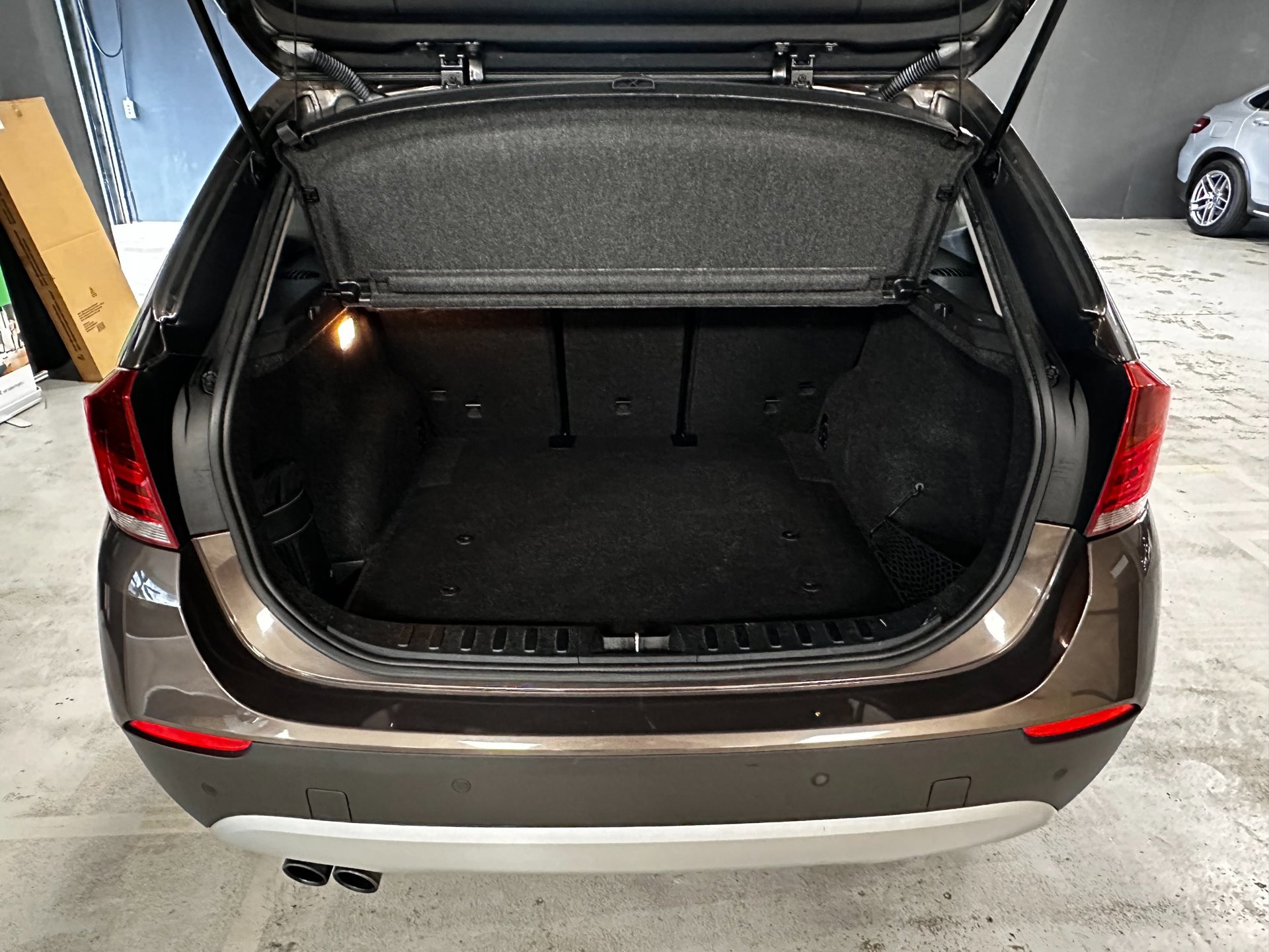Foto van BMW X1 xDrive 28i