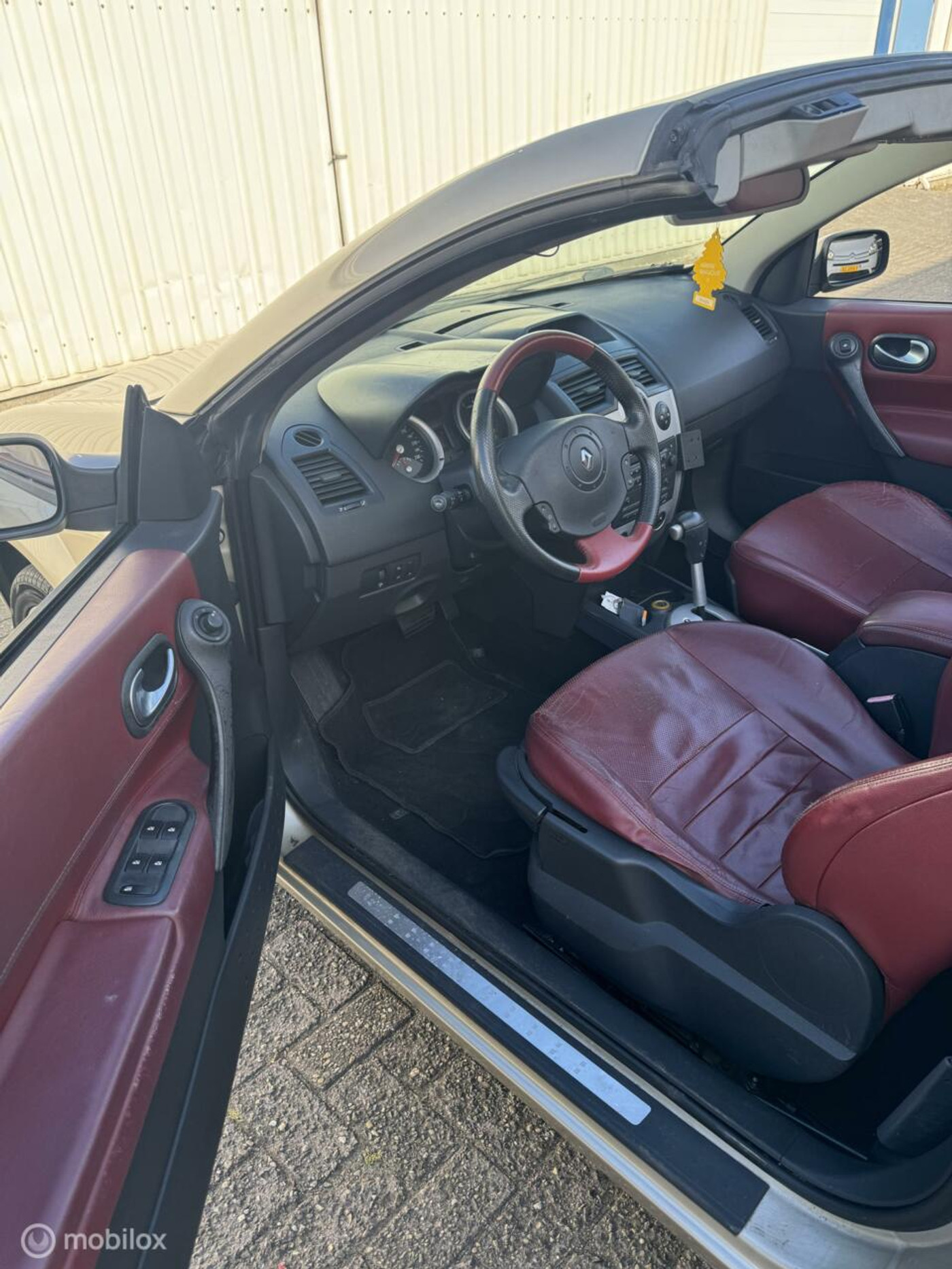 Foto van Renault Mégane Coupé-cabriolet