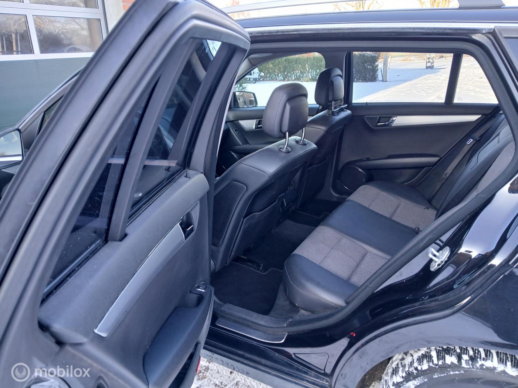 Foto van Mercedes-Benz C 200 Kompressor