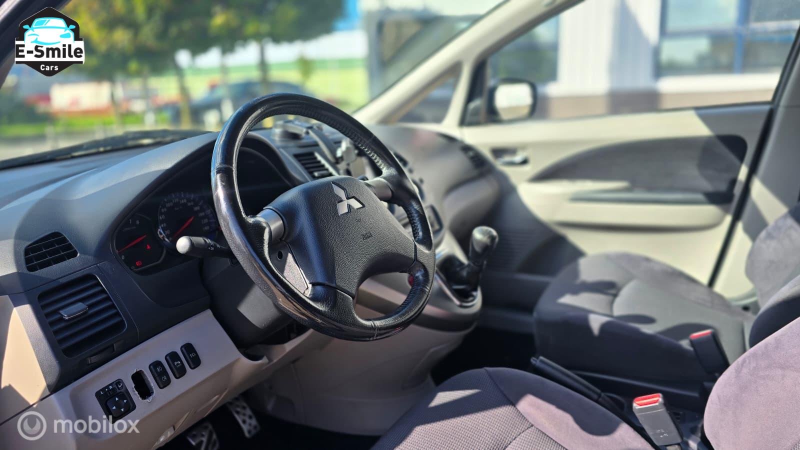 Foto van Mitsubishi Mitsubishi Grandis