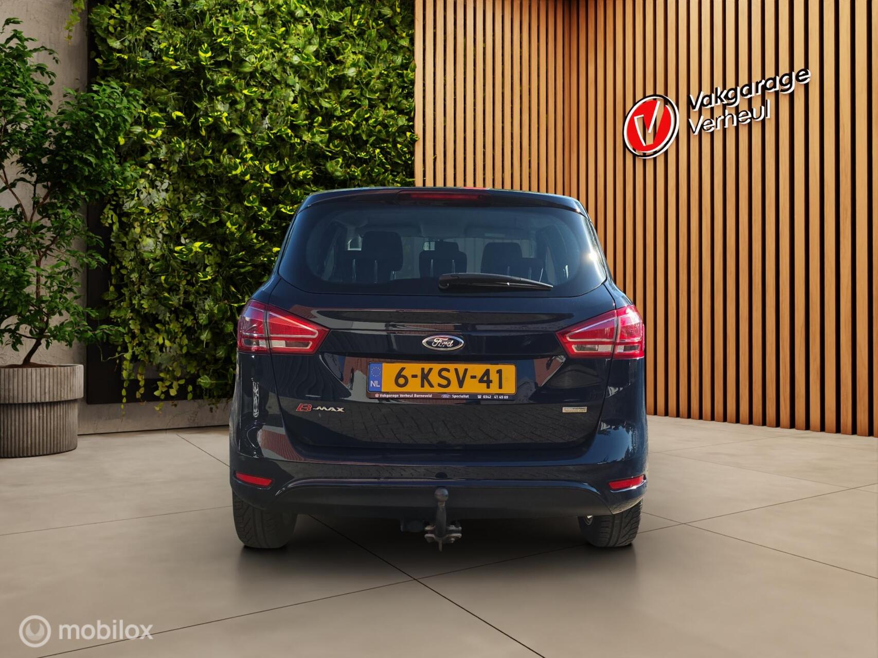 Foto van Ford B-max