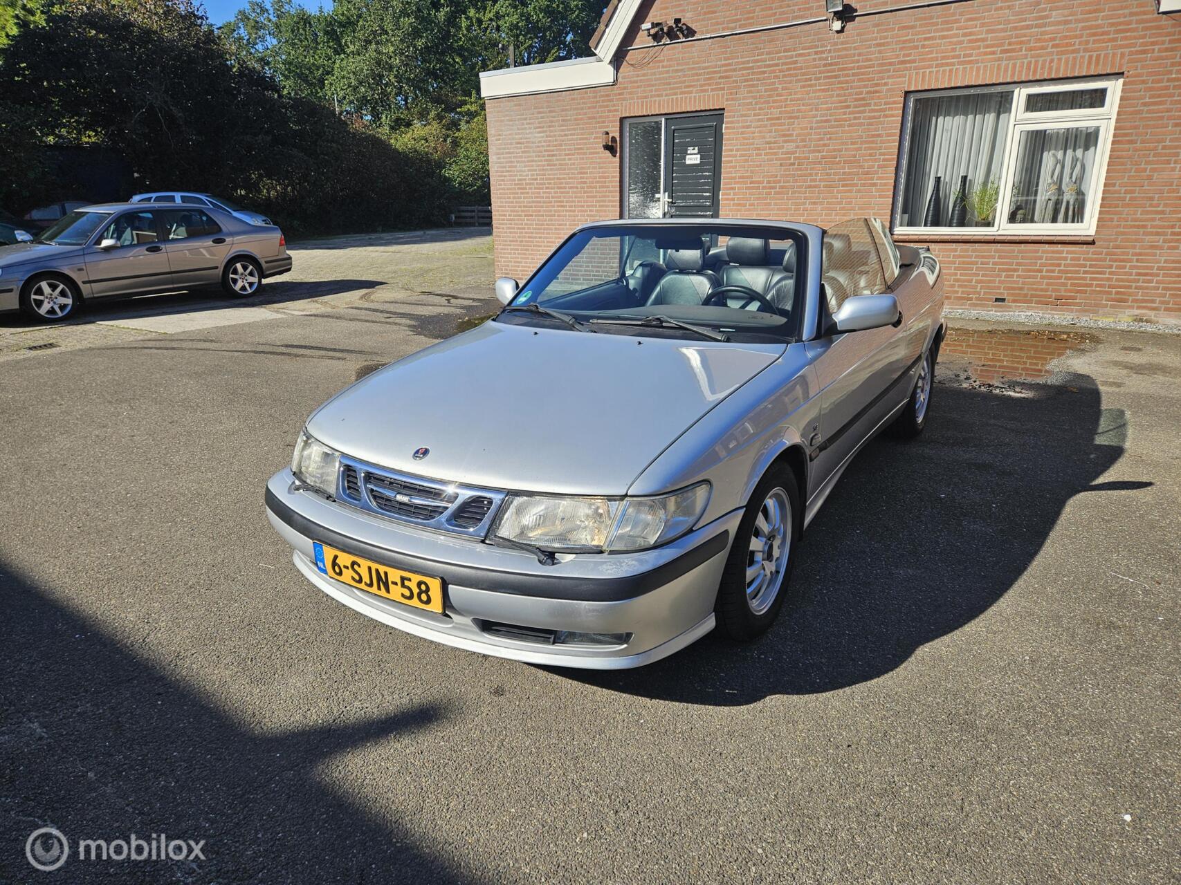 Saab 9-3 Cabrio 2.0t Anniversary 2002 - voorkant