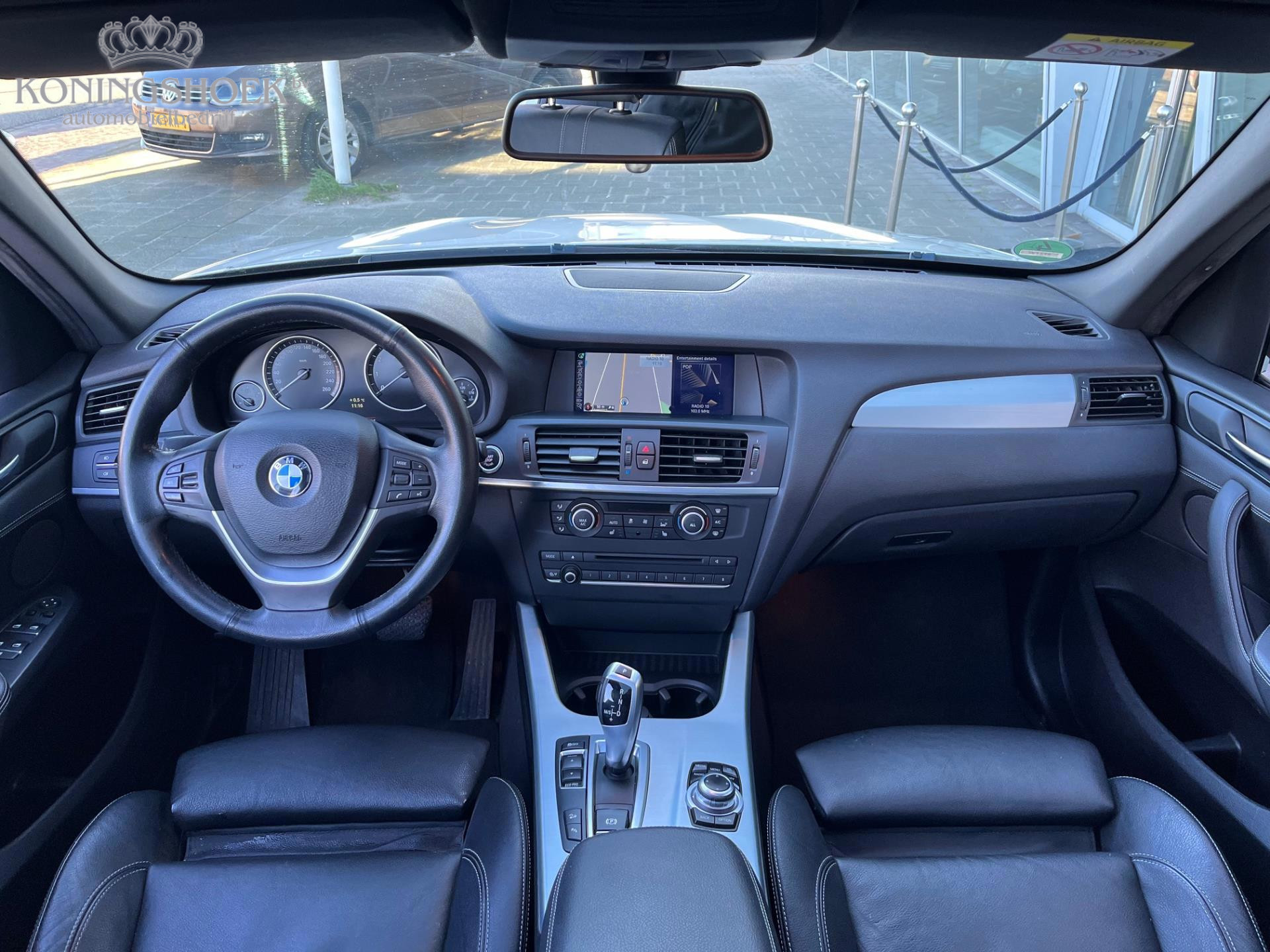 Foto van BMW X3 xDrive 20i