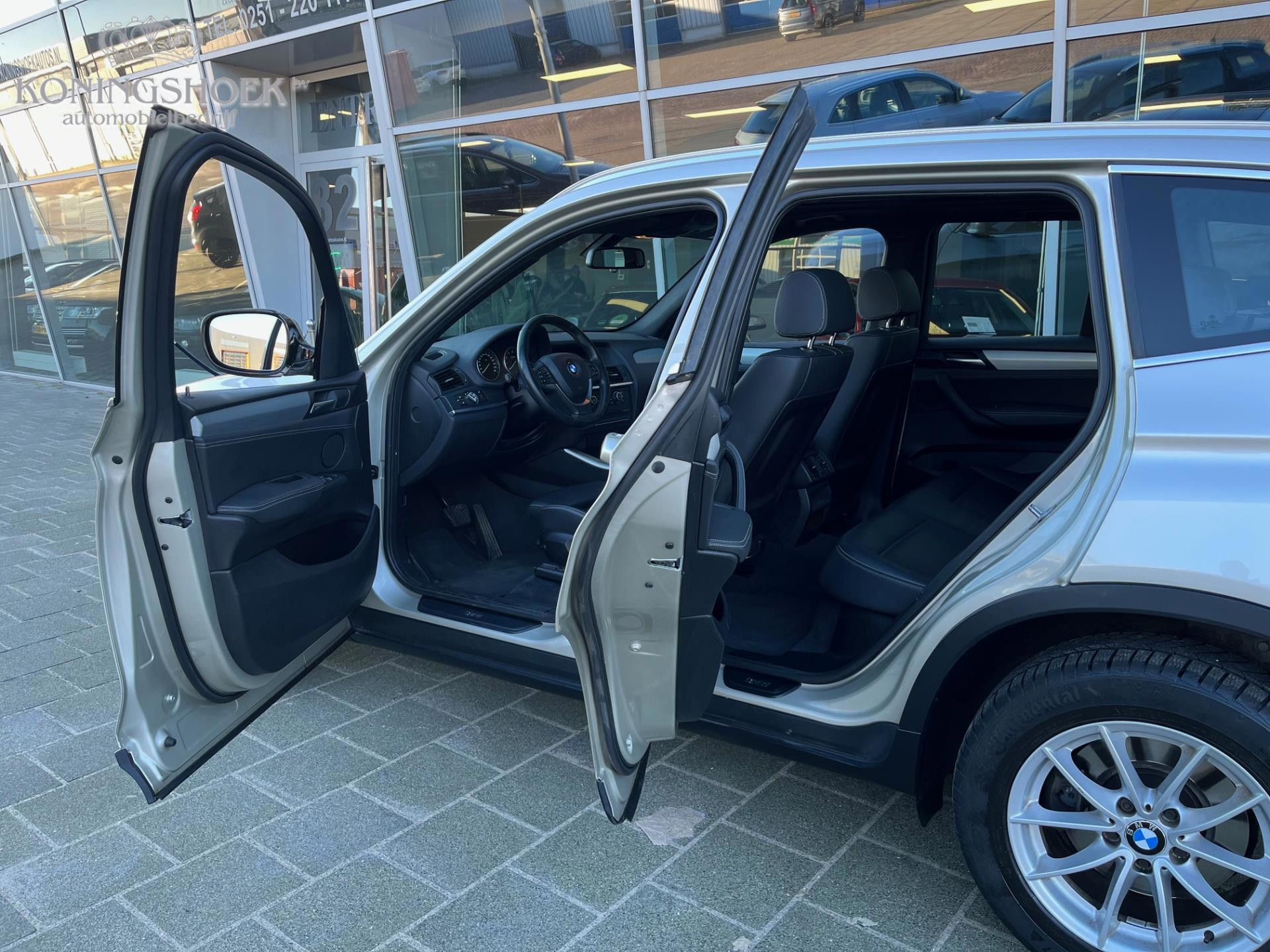 Foto van BMW X3 xDrive 20i