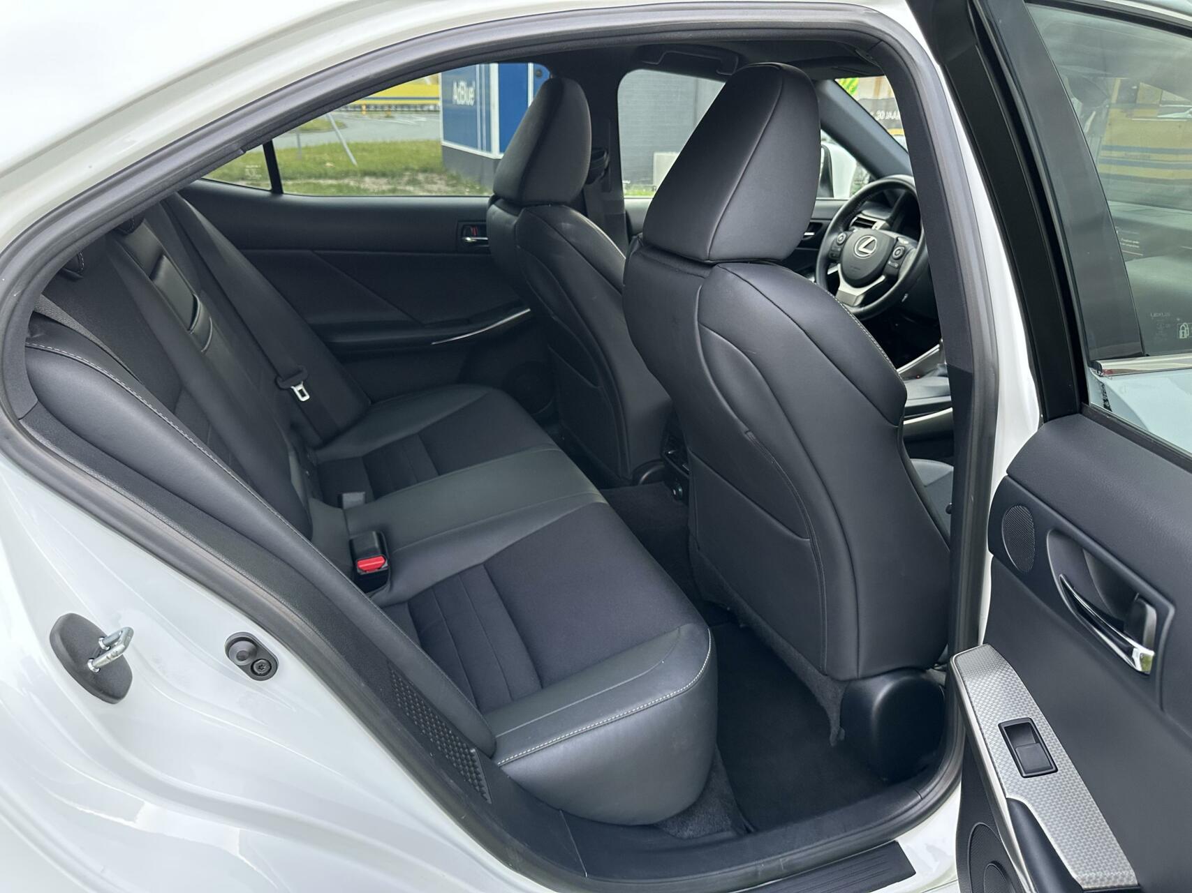 Foto van Lexus Is