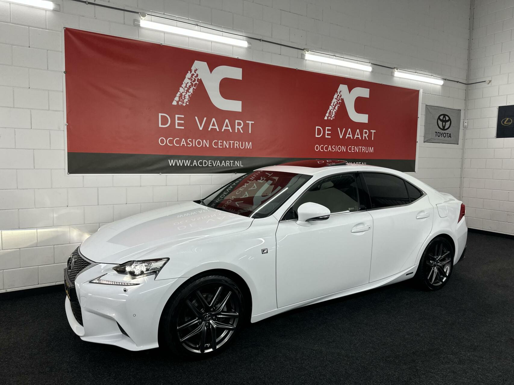Lexus Is 300h F Sport - VERKOCHT! 2014 - voorkant