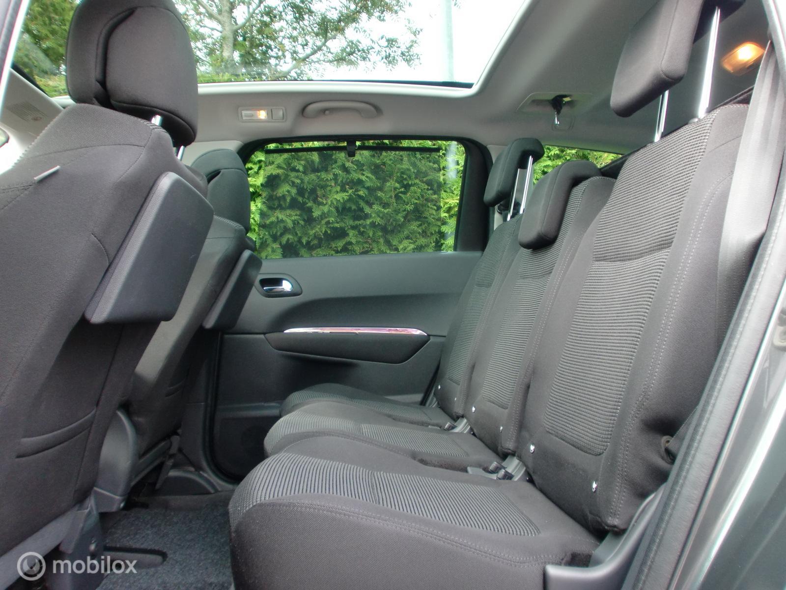 Foto van Peugeot 5008