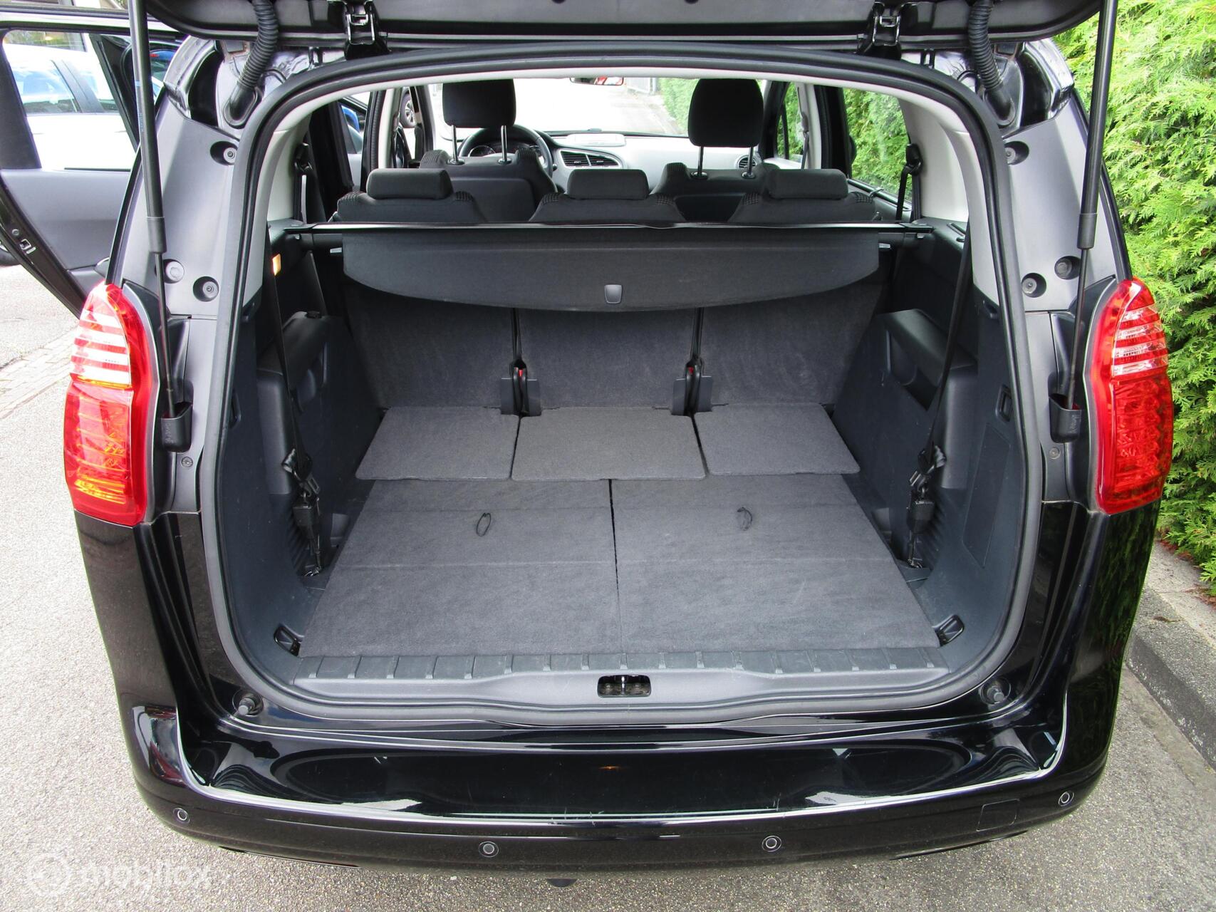 Foto van Peugeot 5008