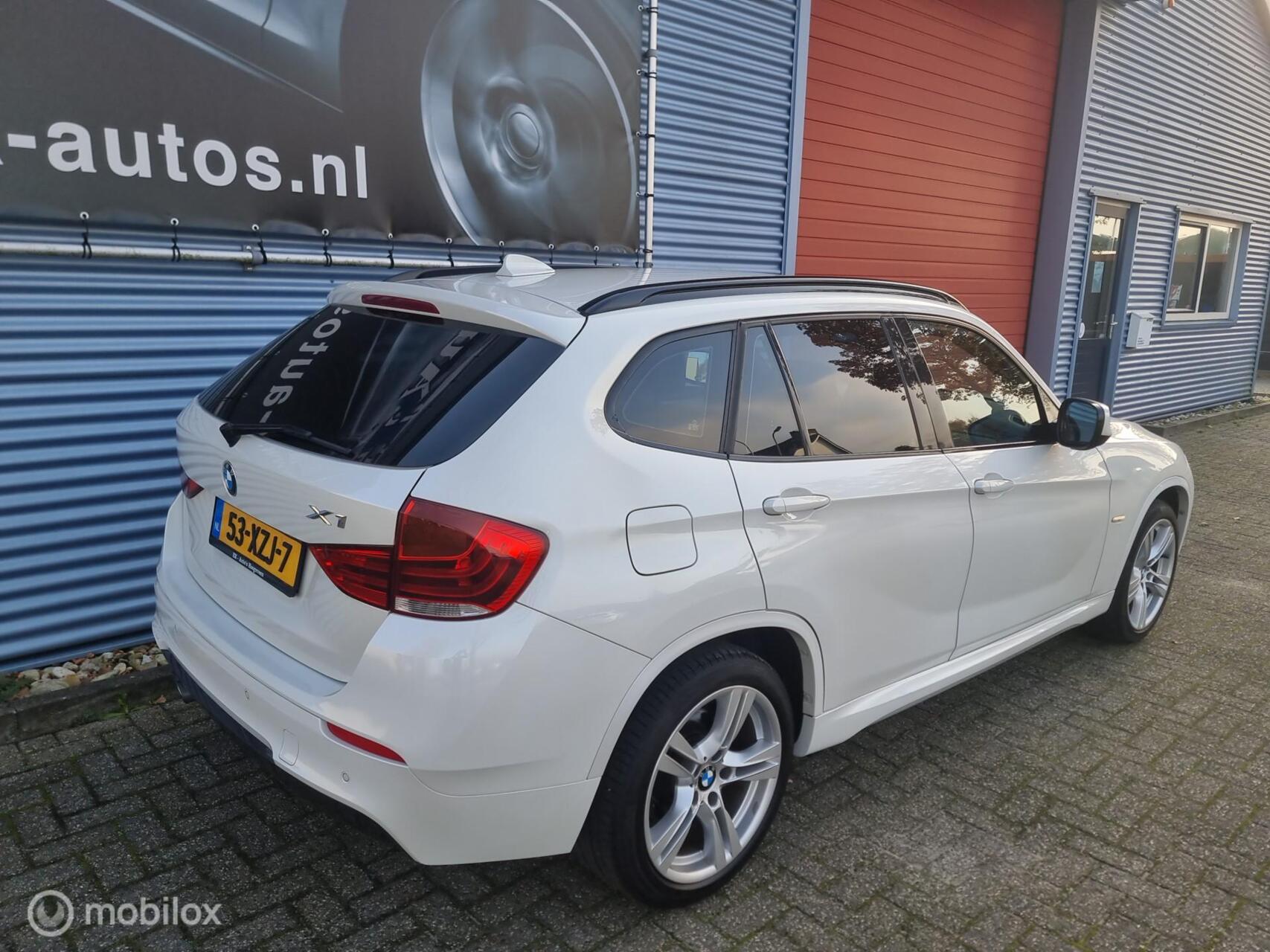 Foto van BMW X1 xDrive 28i