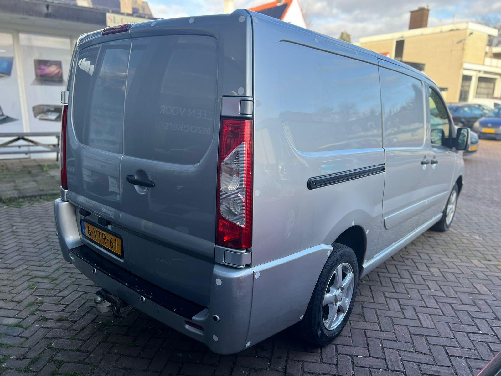 Foto van Peugeot Expert