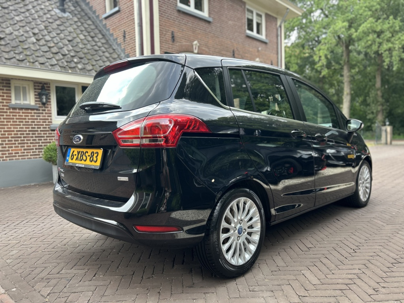 Foto van Ford B-max