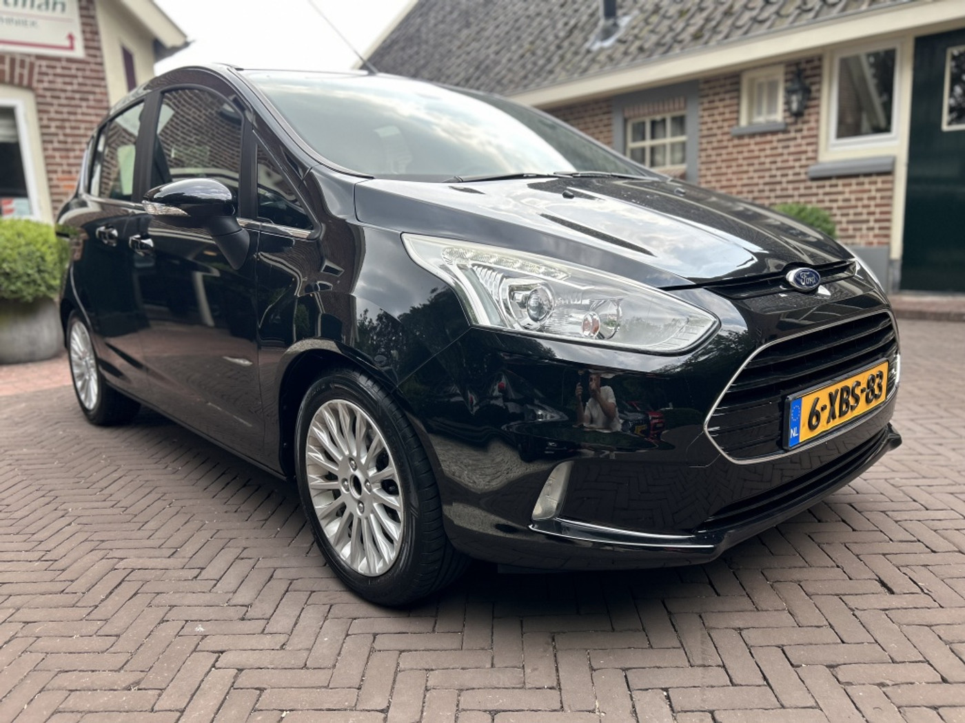 Foto van Ford B-max