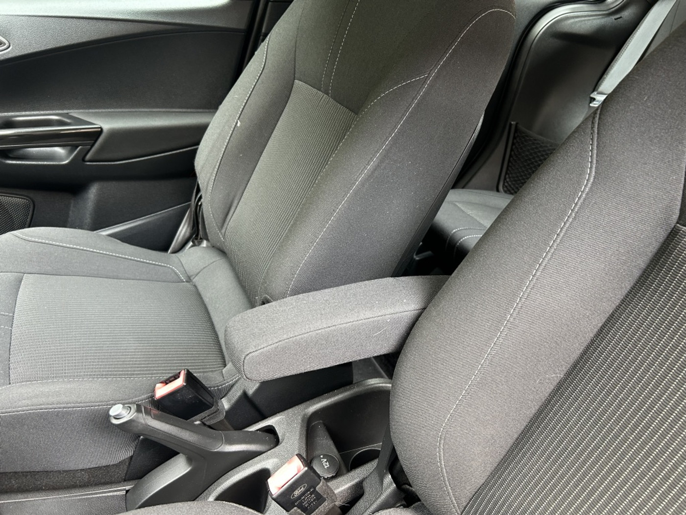 Foto van Ford B-max