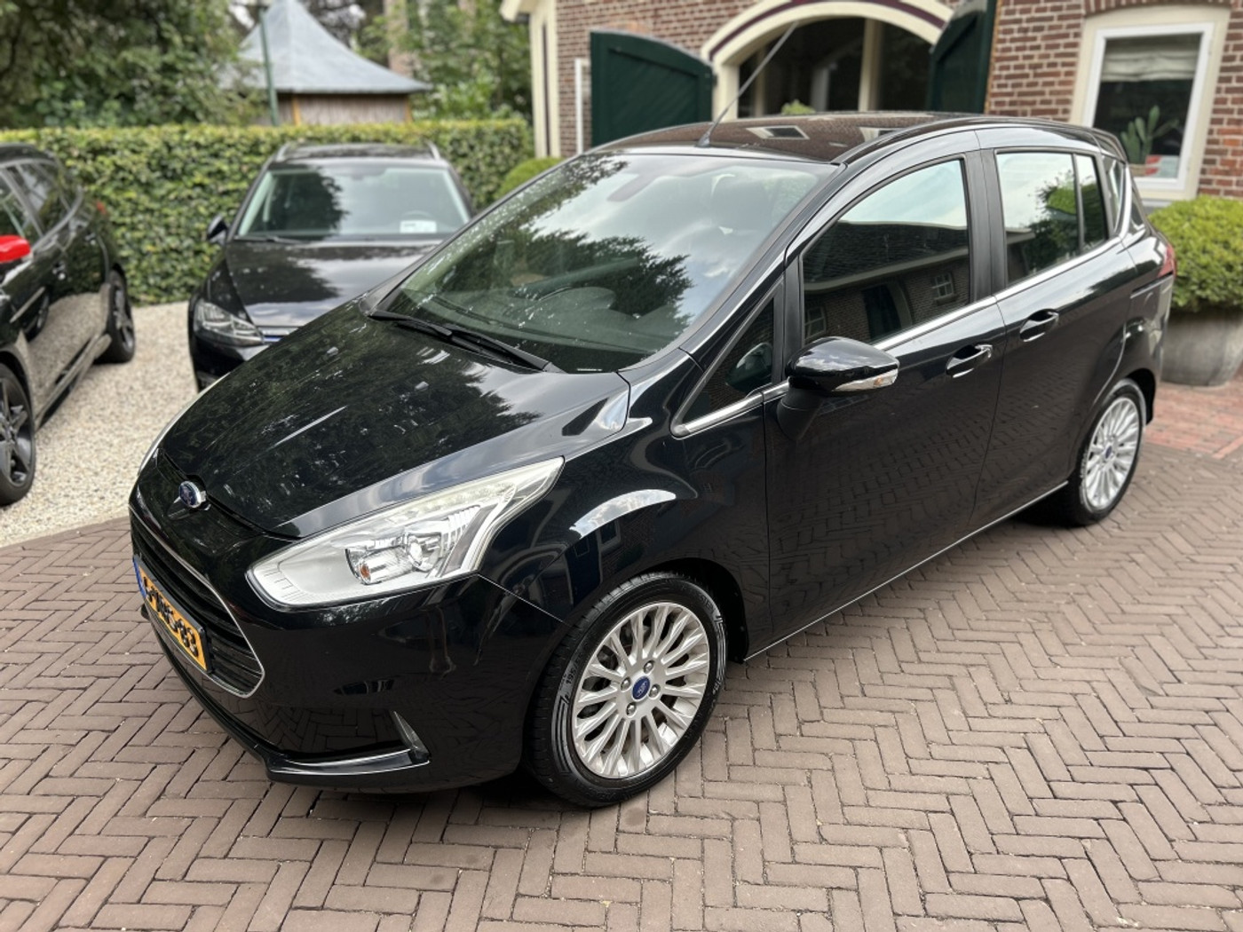 Foto van Ford B-max