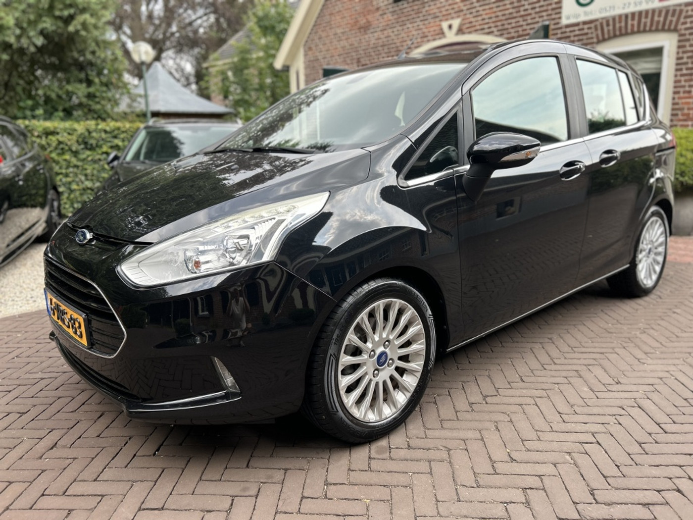 Foto van Ford B-max
