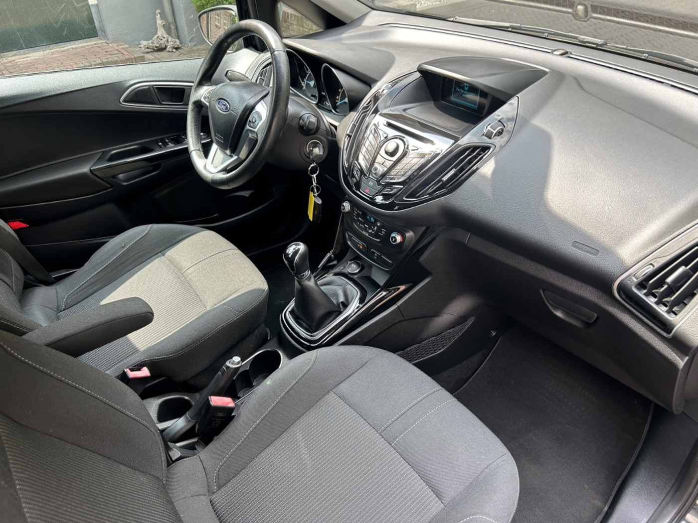 Foto van Ford B-max