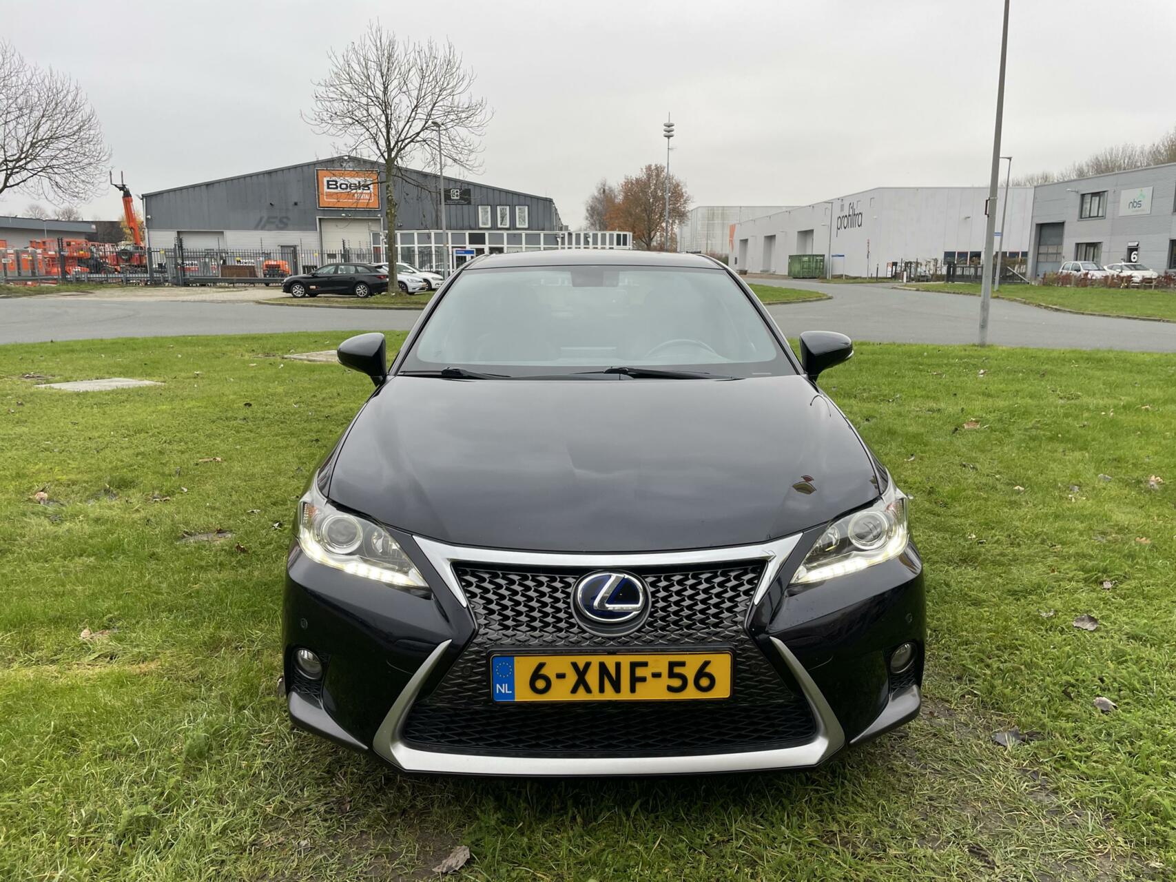 Foto van Lexus CT