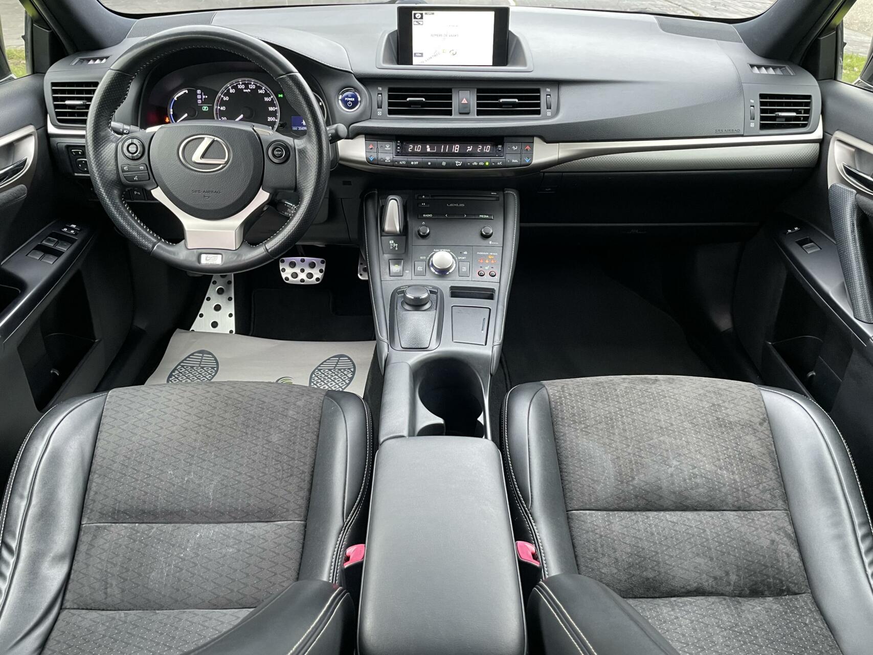 Foto van Lexus CT