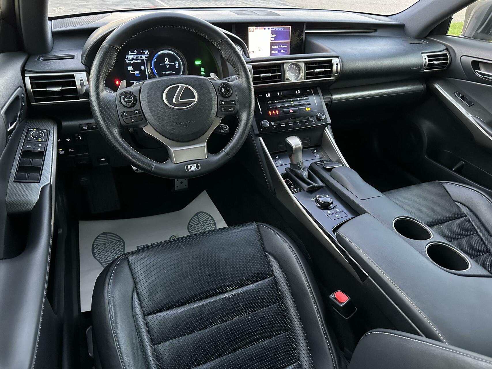 Foto van Lexus Is
