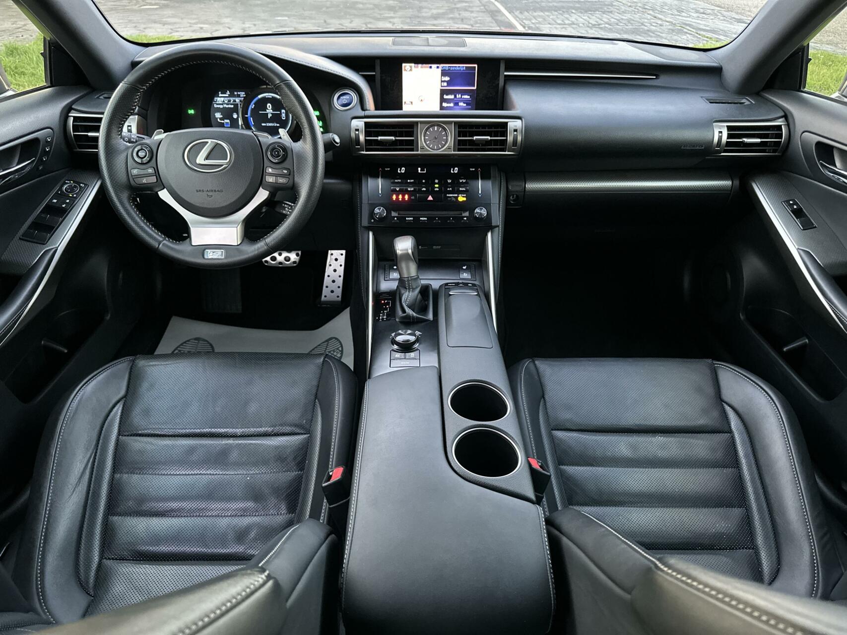Foto van Lexus Is