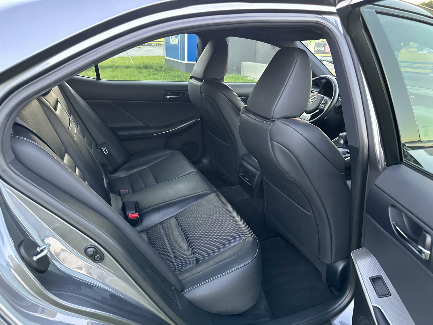Foto van Lexus Is