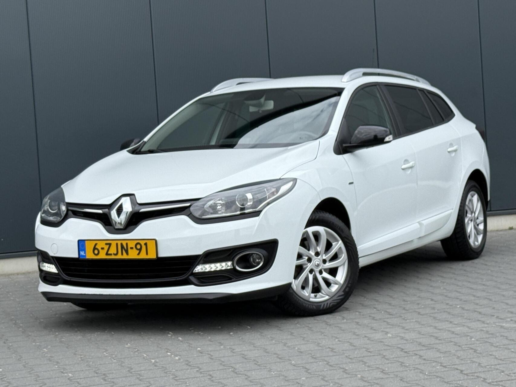 Renault Megane Estate 1.2 TCe Limited Facelift - 2e Eig - Navi 2015 - voorkant