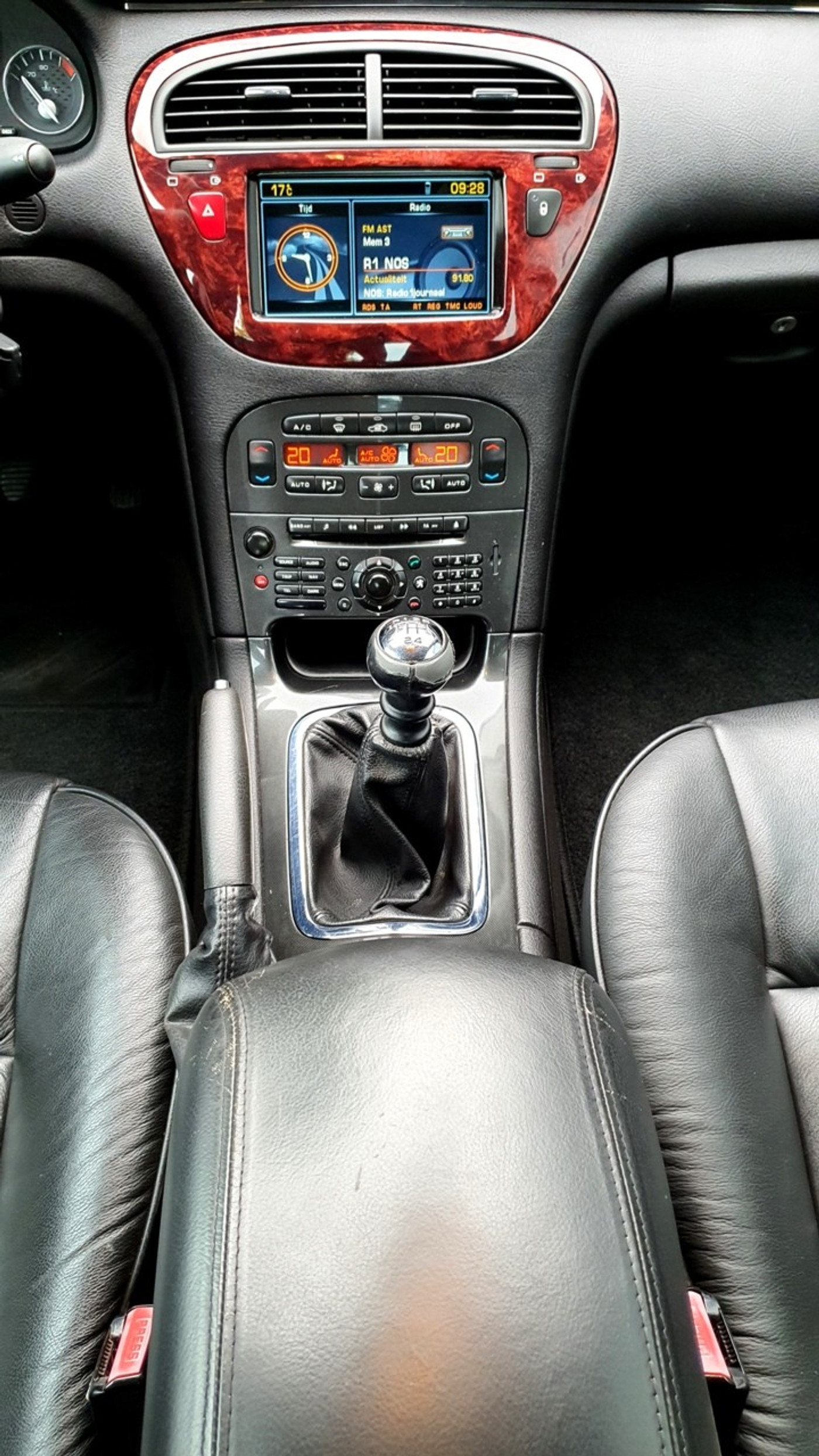 Foto van Peugeot 607