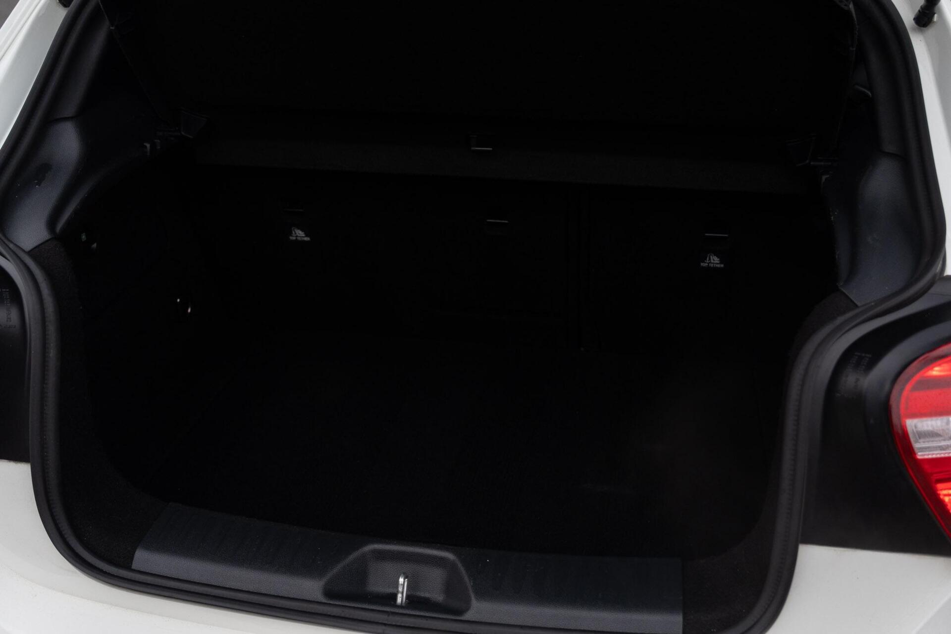 Foto van Mercedes-Benz A 180