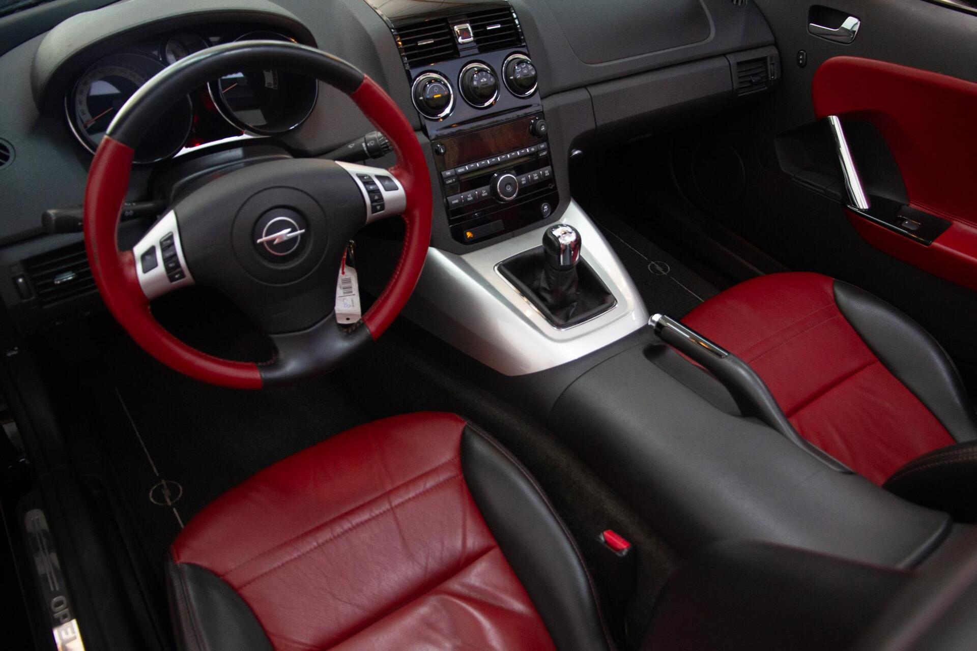 Foto van Opel GT