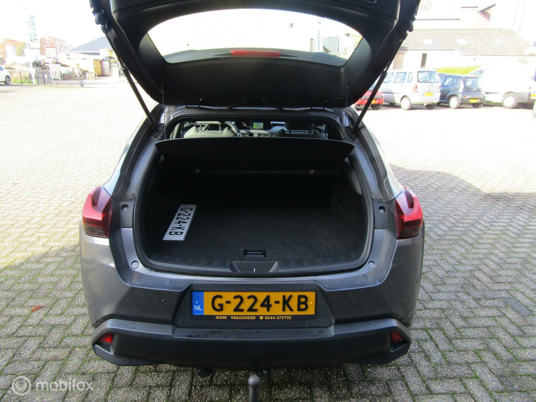 Foto van Lexus Ux