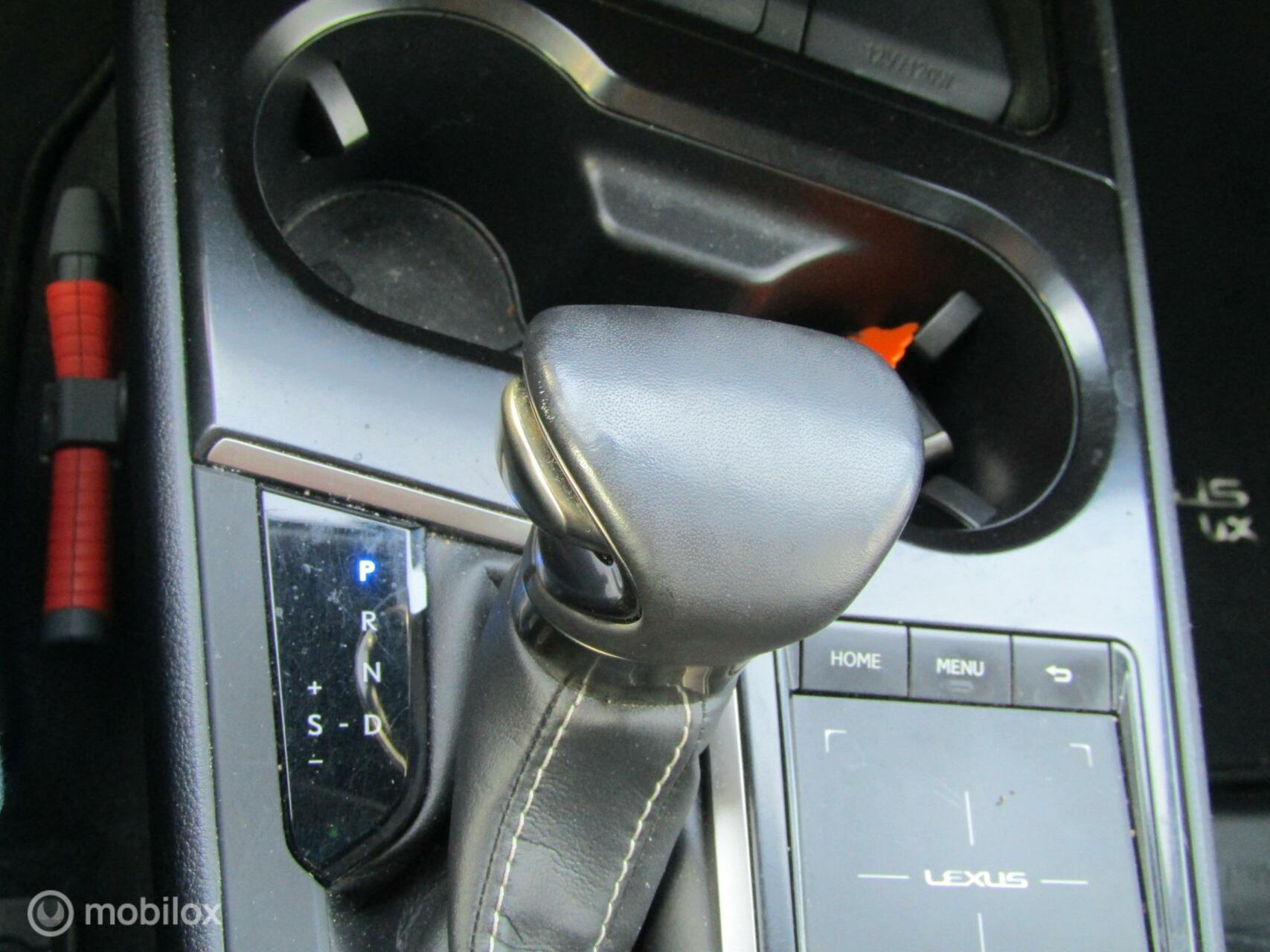 Foto van Lexus Ux