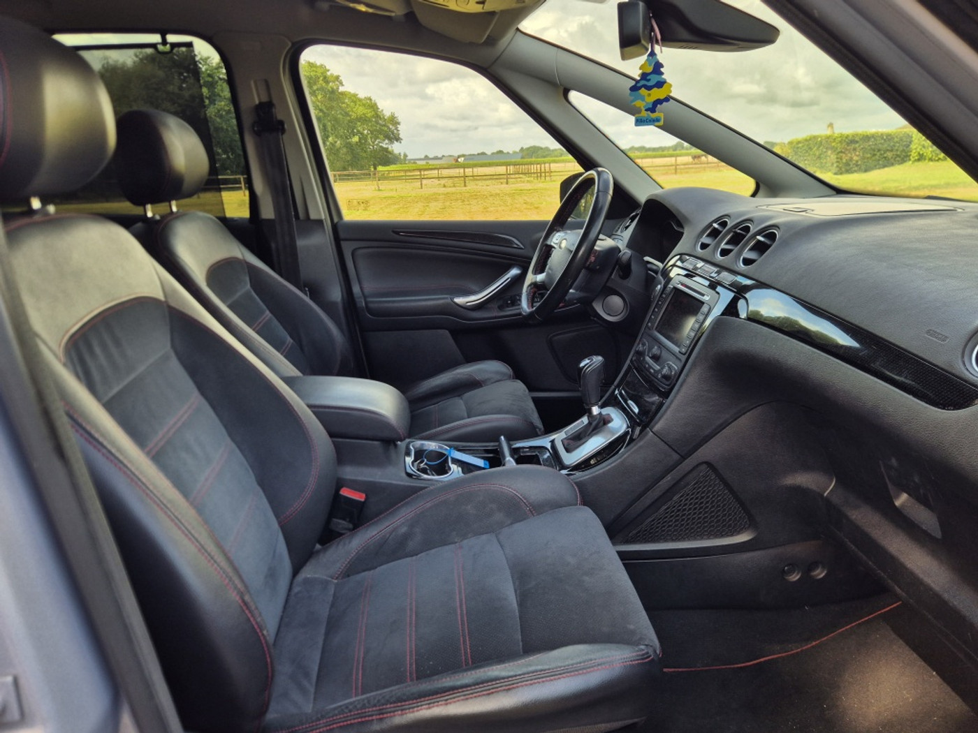 Foto van Ford S-max